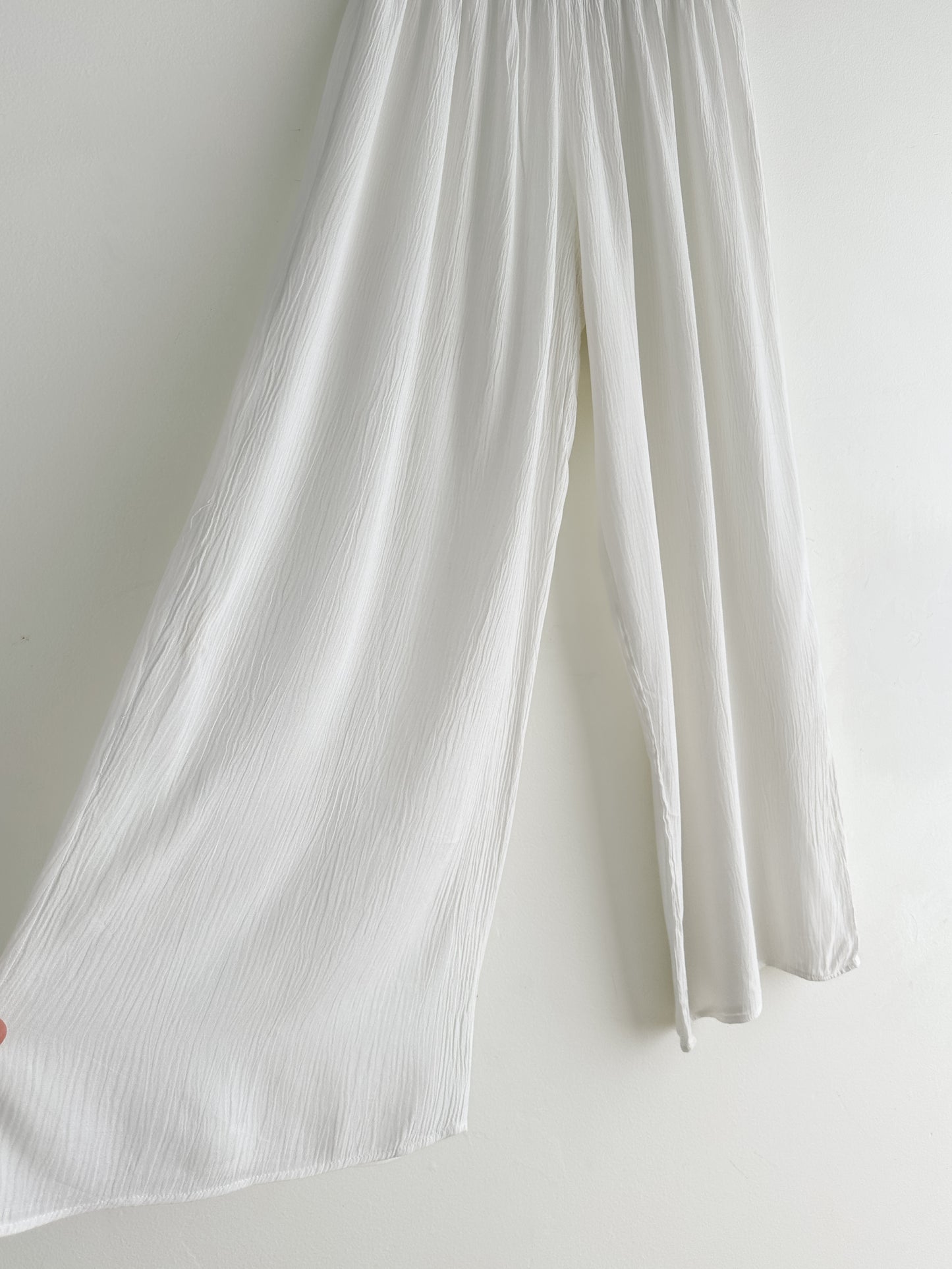 vintage white crepe pants (M)