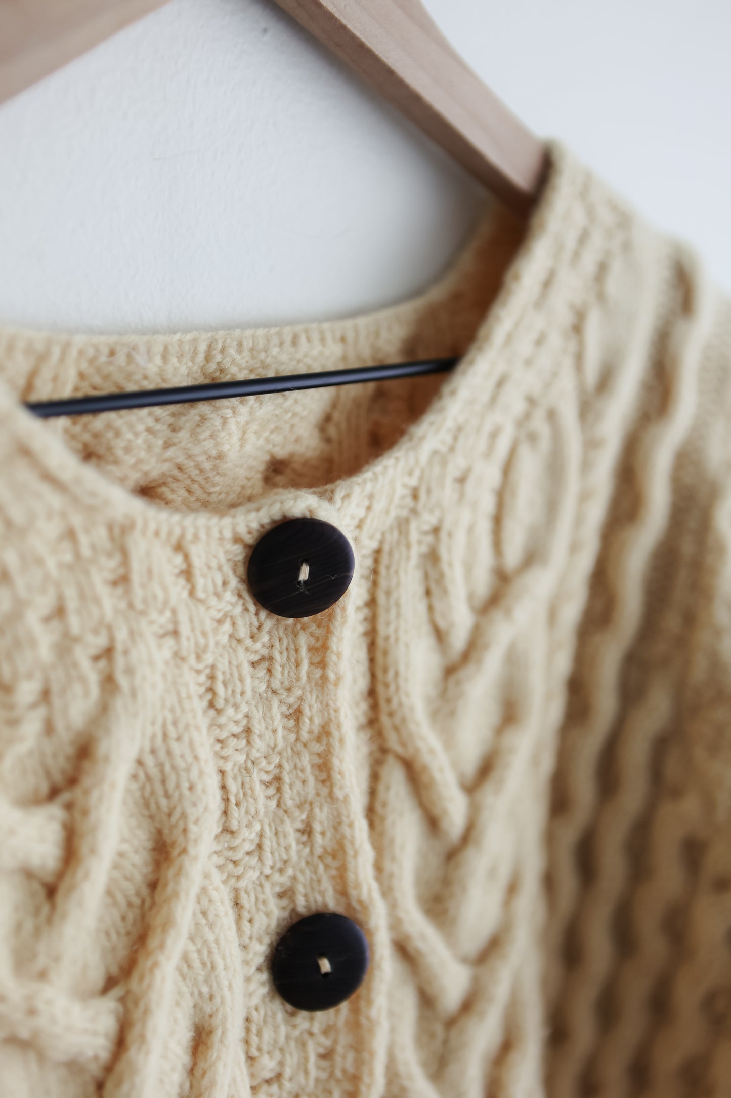 vintage Irish wool cardigan (M)