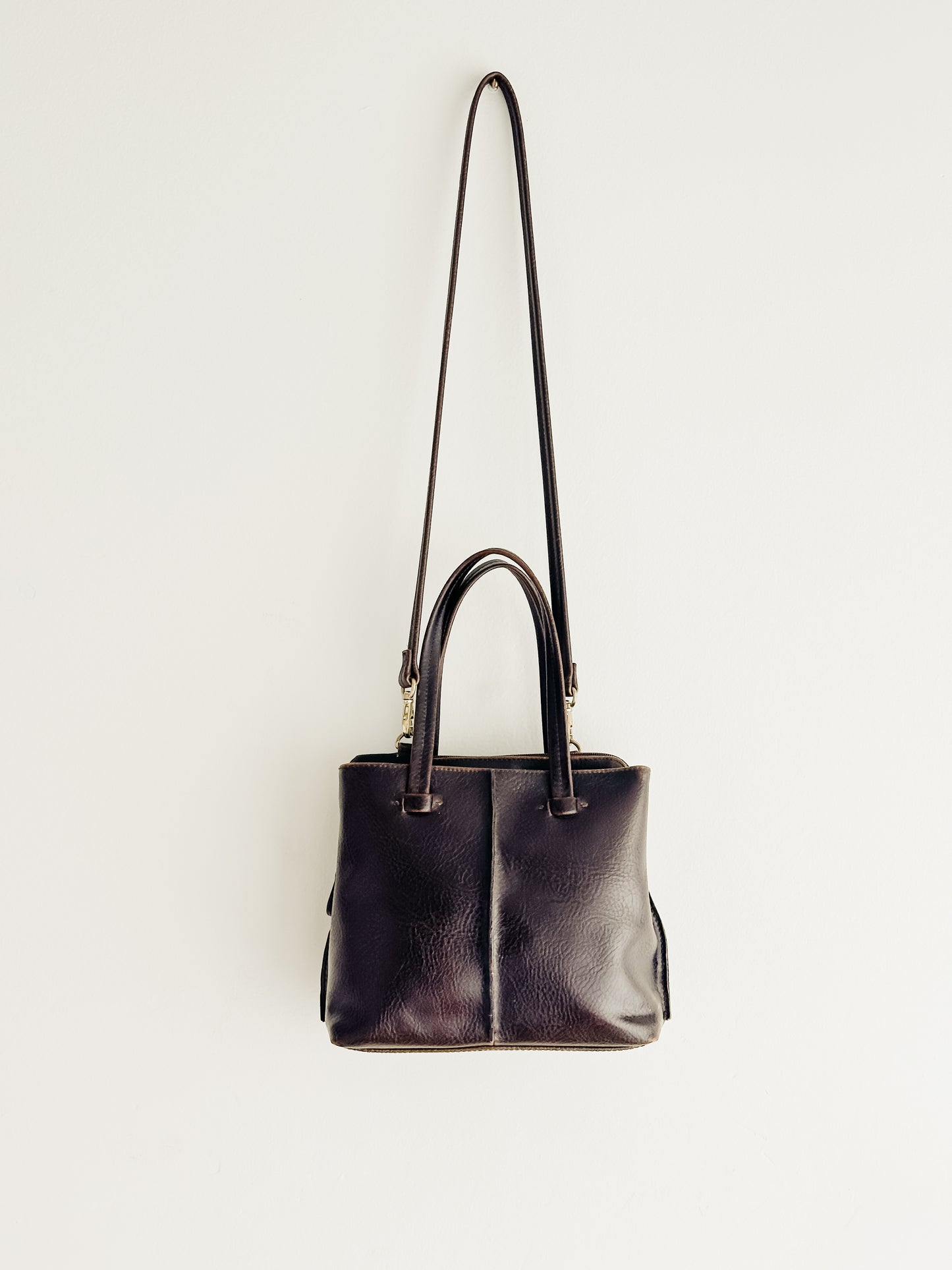 vintage brown leather handbag