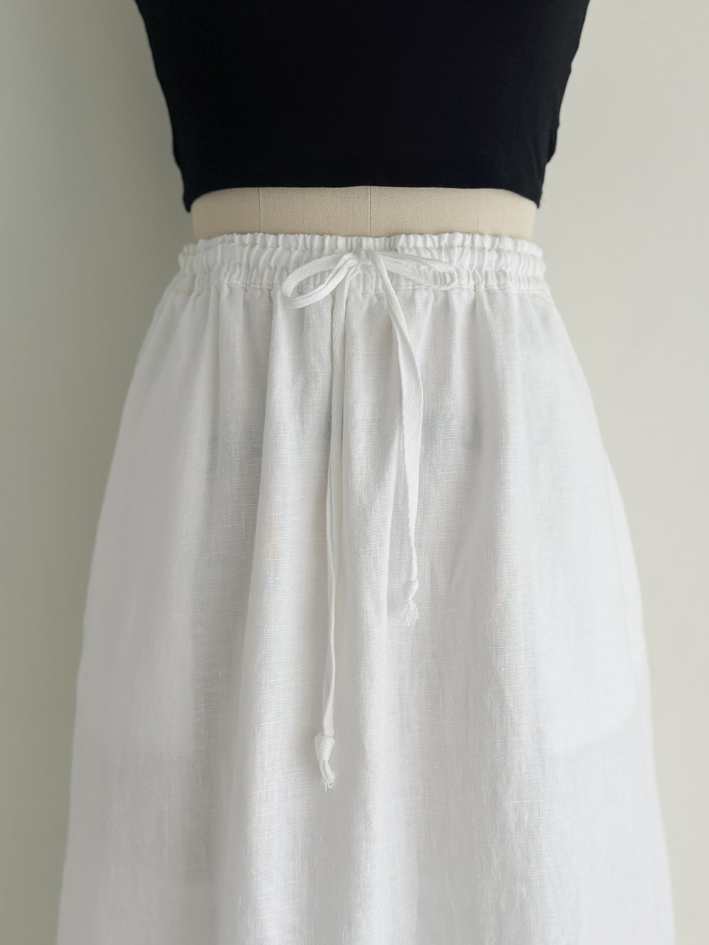 vintage white linen drawstring skirt (L)