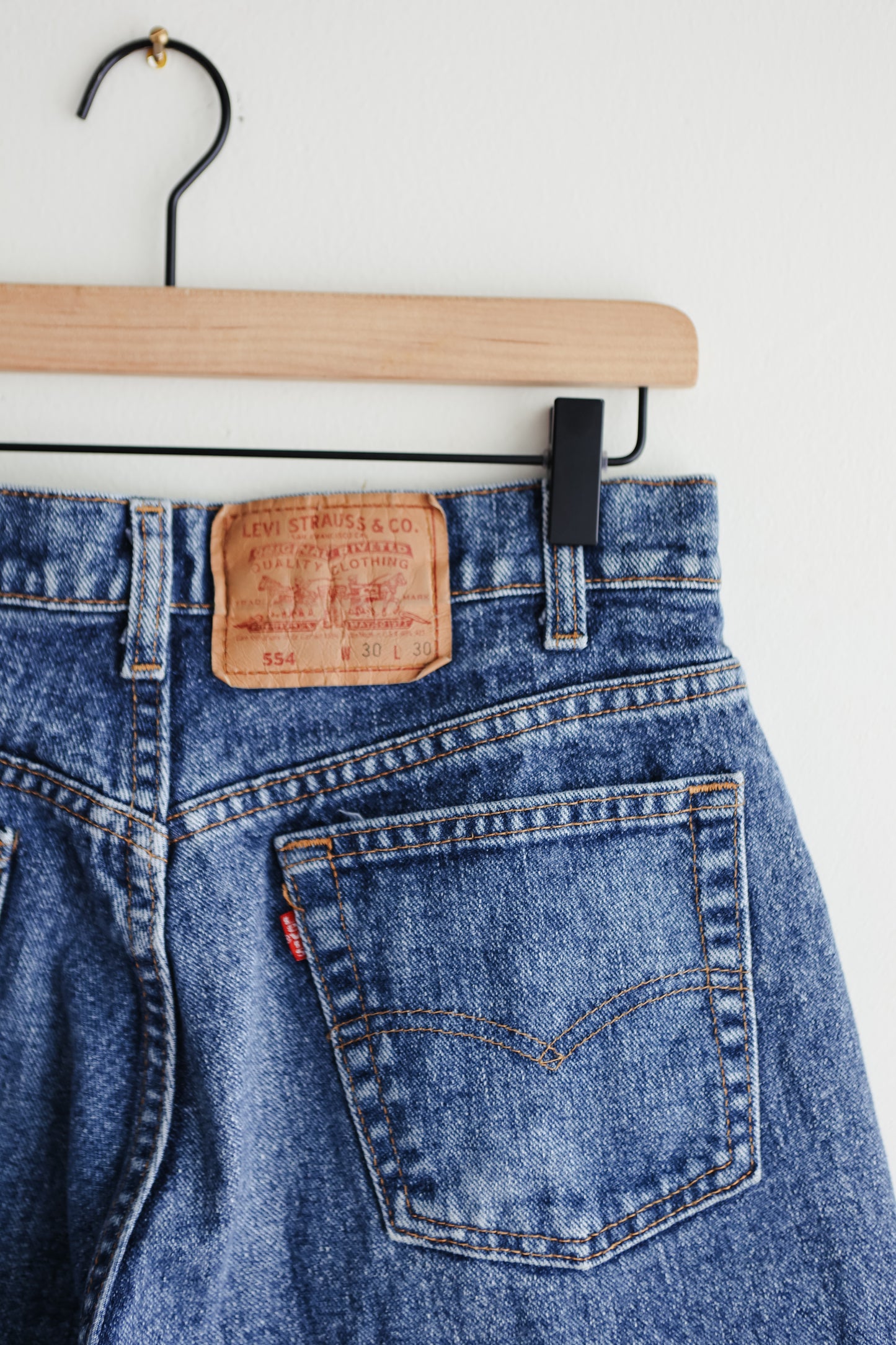 vintage levis 554 jeans (S/M)