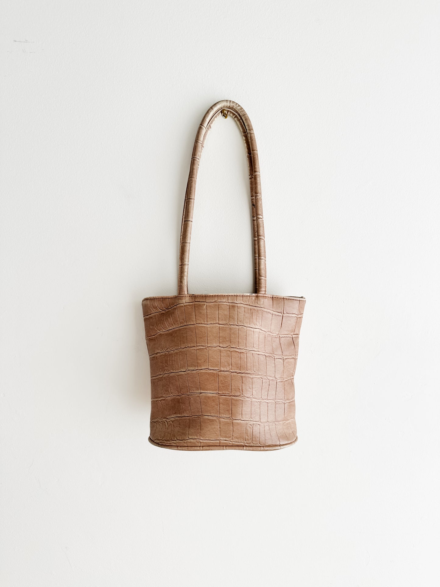 vintage taupe faux leather handbag