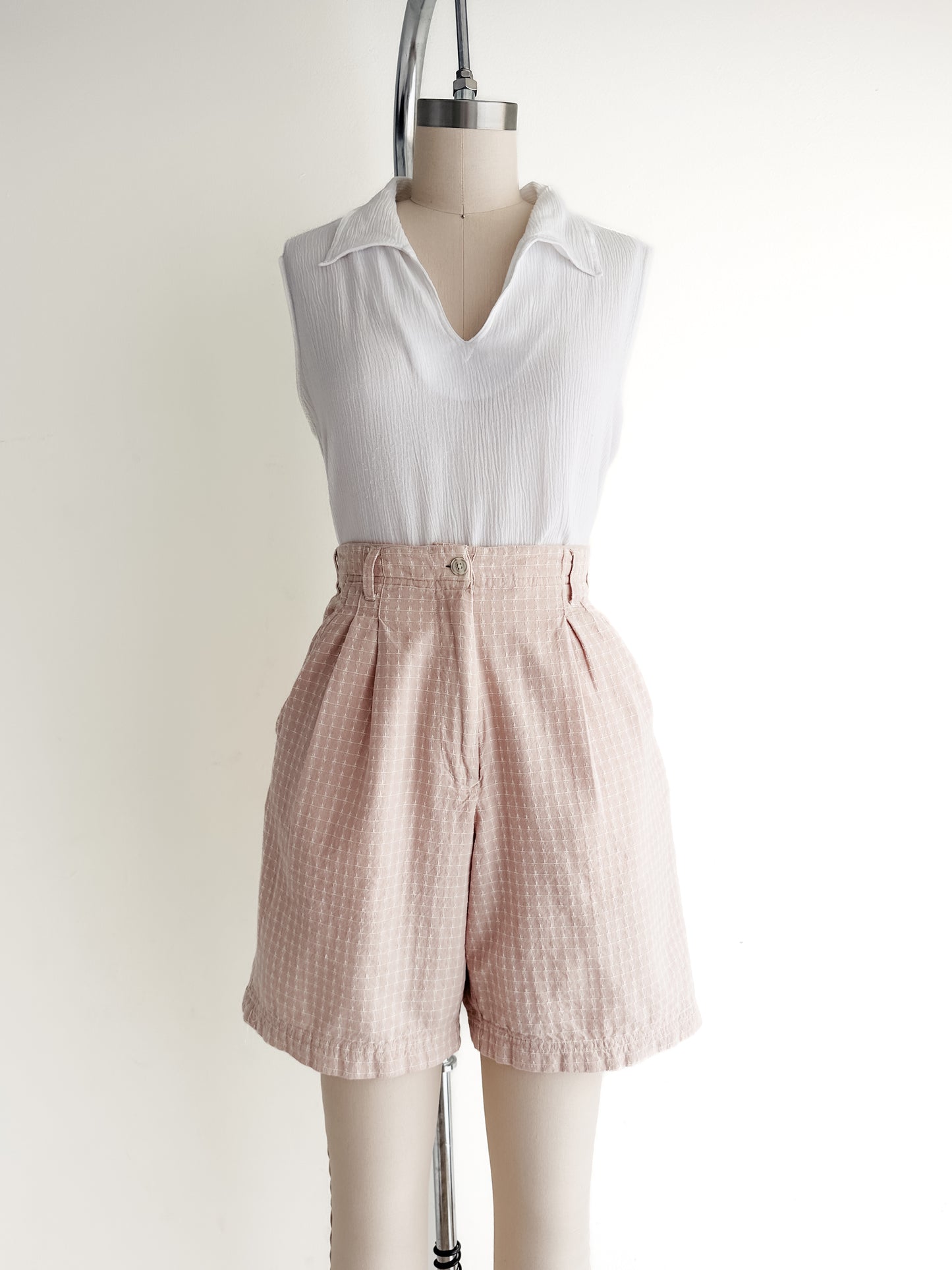 vintage petal pink cotton shorts (M)