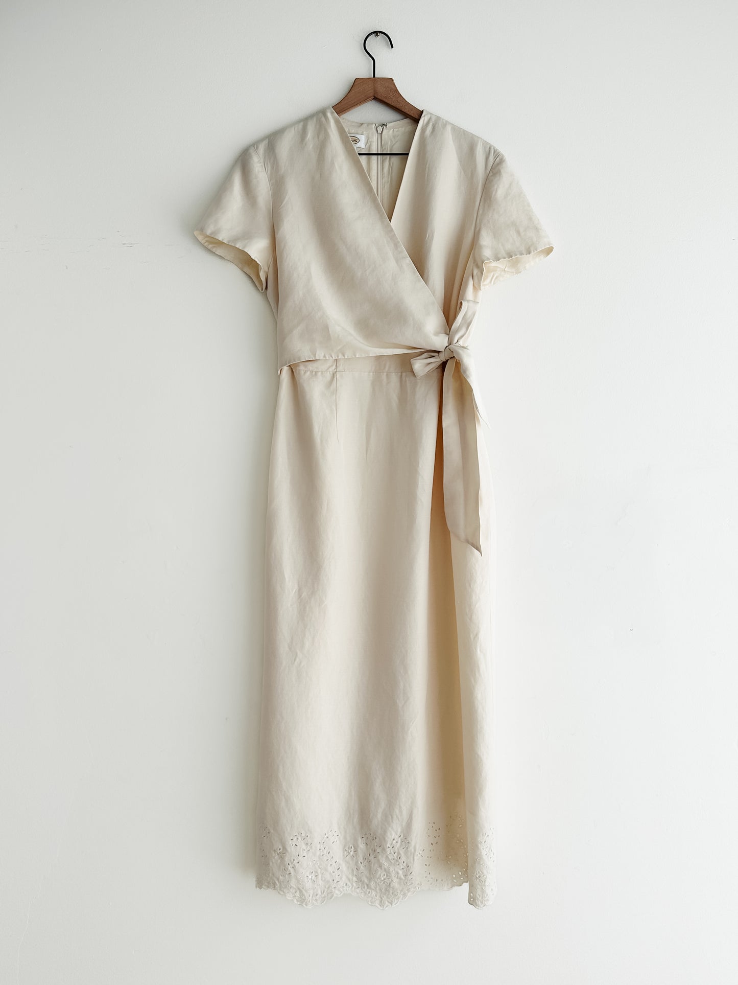 vintage cream silk wrap dress (M)