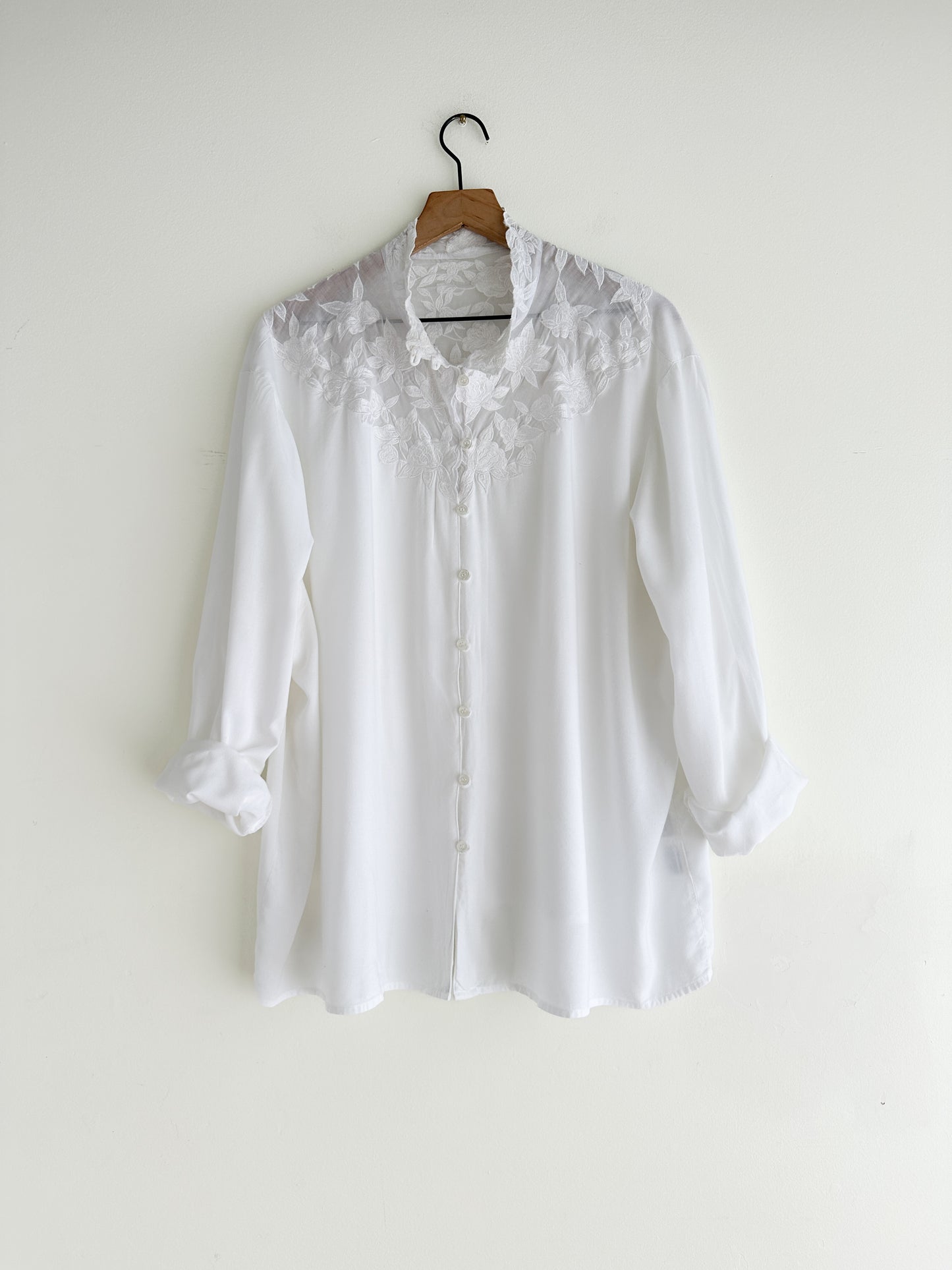 vintage white layering blouse (L)