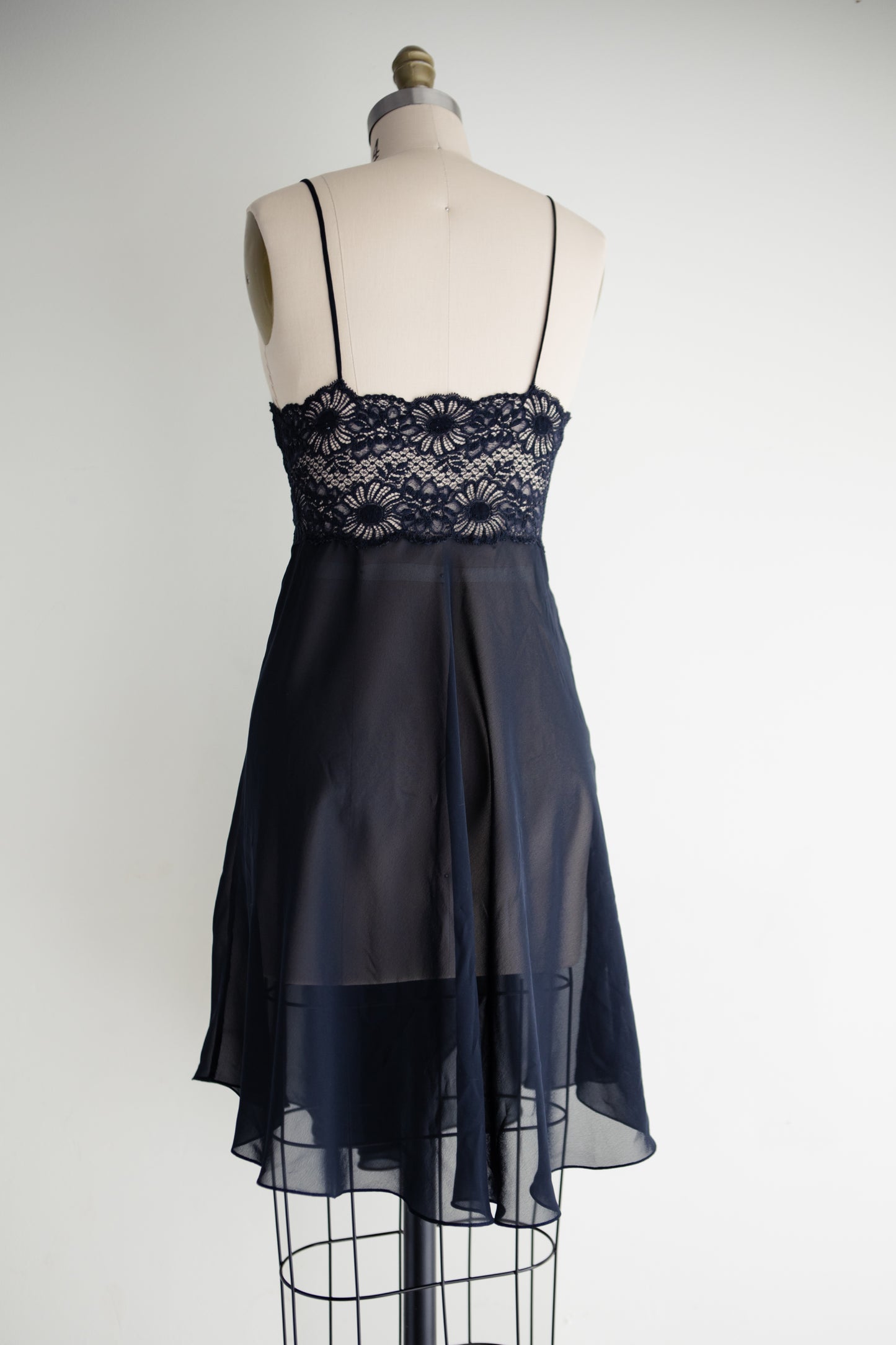 vintage navy sheer slip (M)