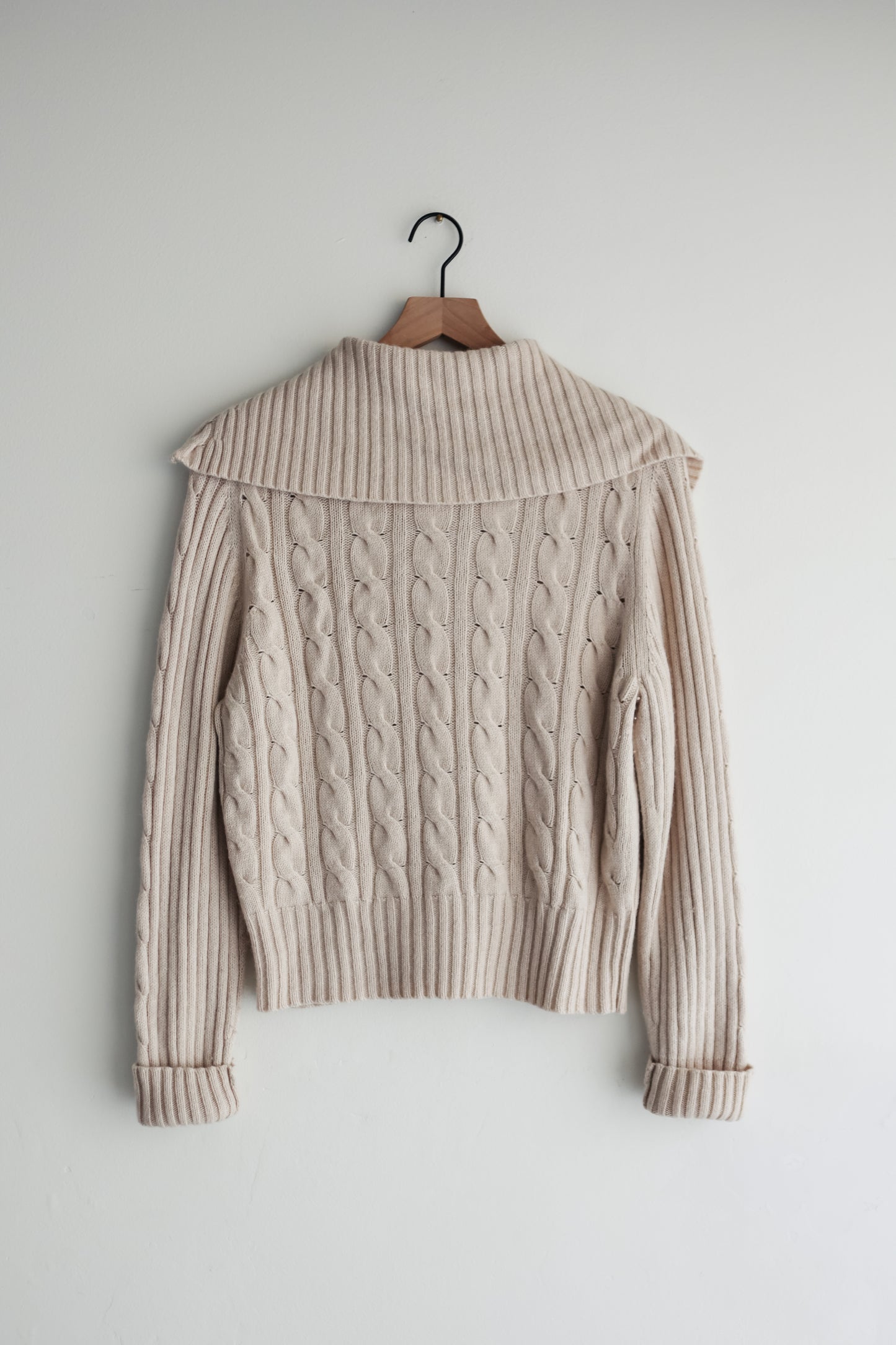 vintage cable knit cashmere cardigan (M)