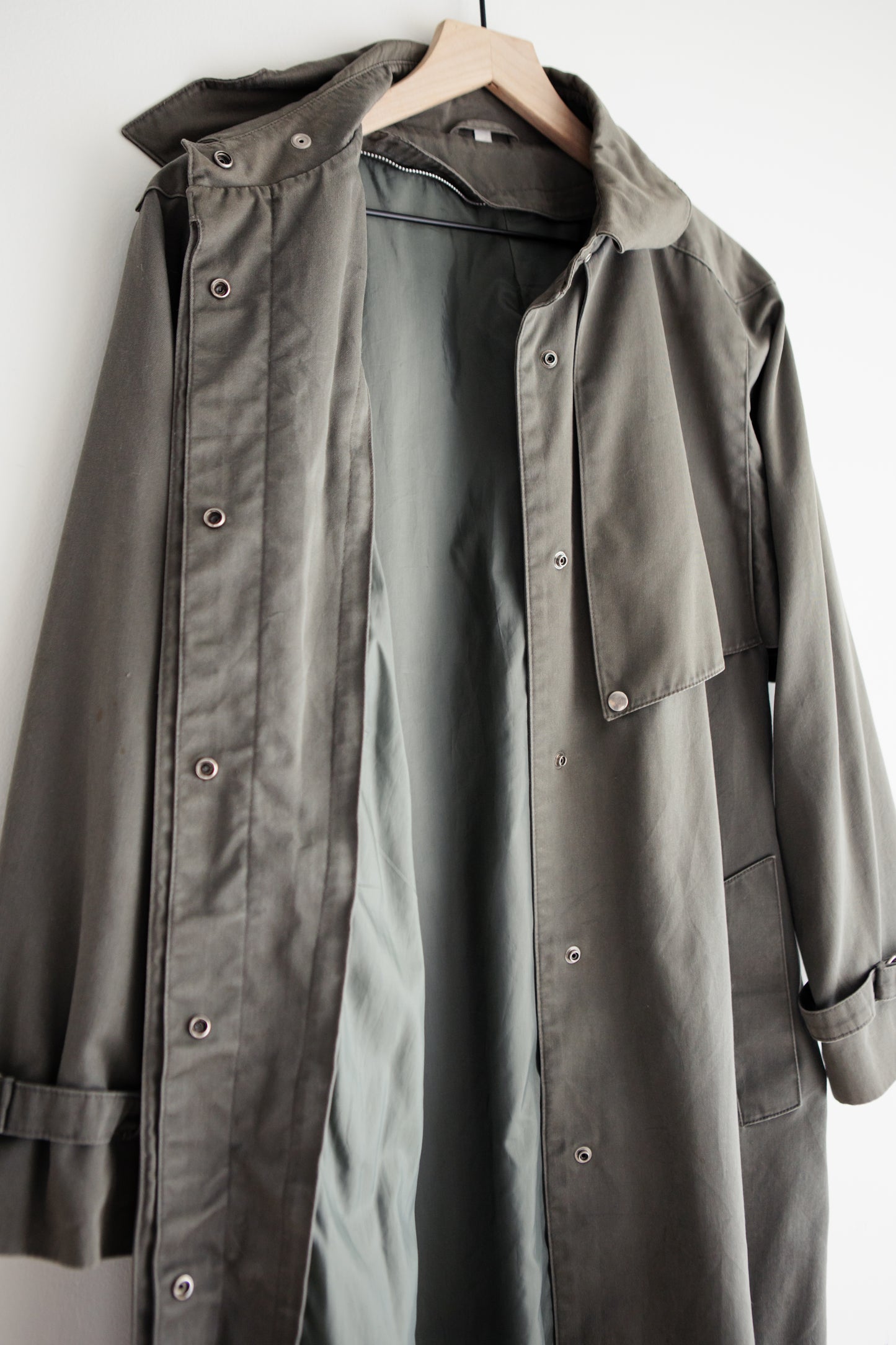 vintage canvas trench coat (M)