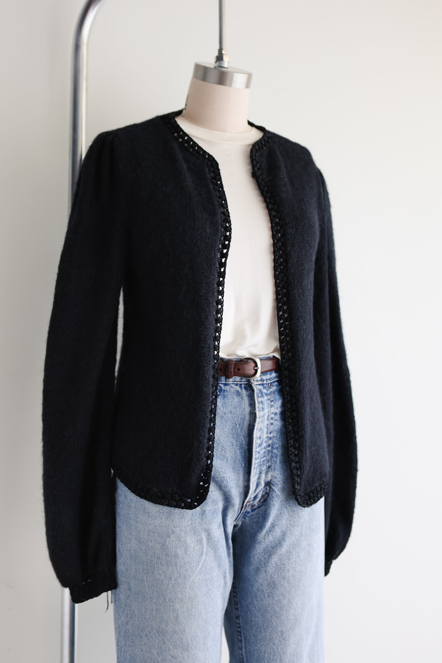 vintage black mohair knit cardigan (M)