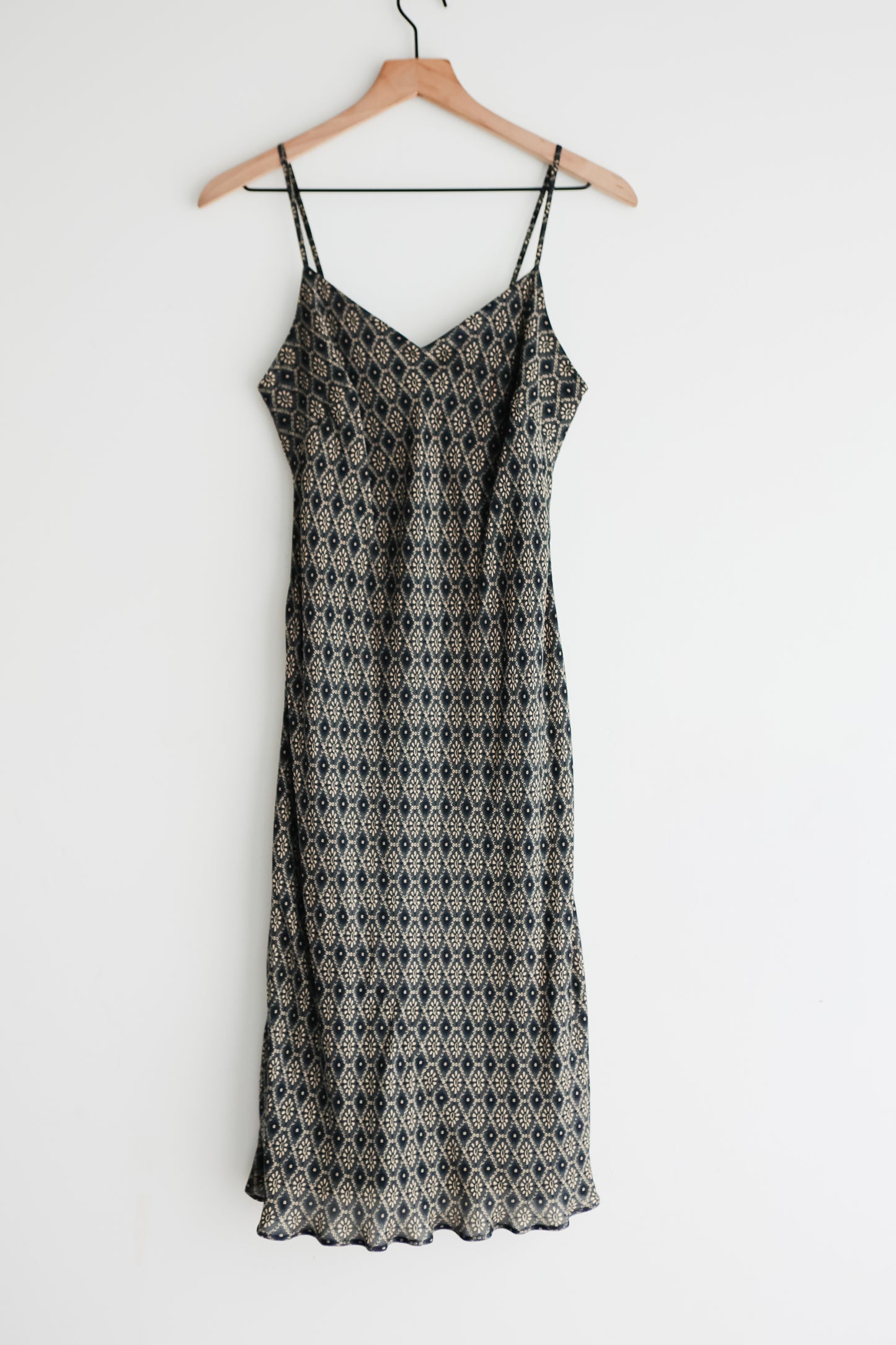 vintage silk slip dress (S/M)