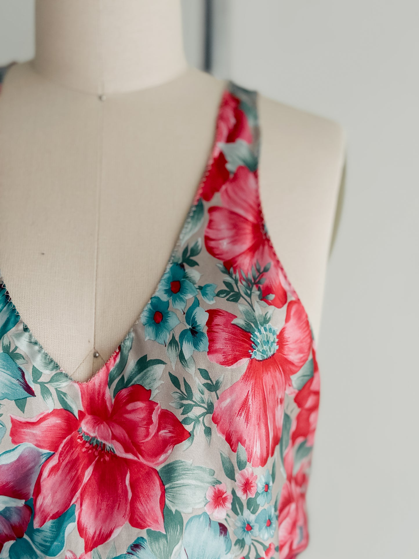 vintage silky tank (M)