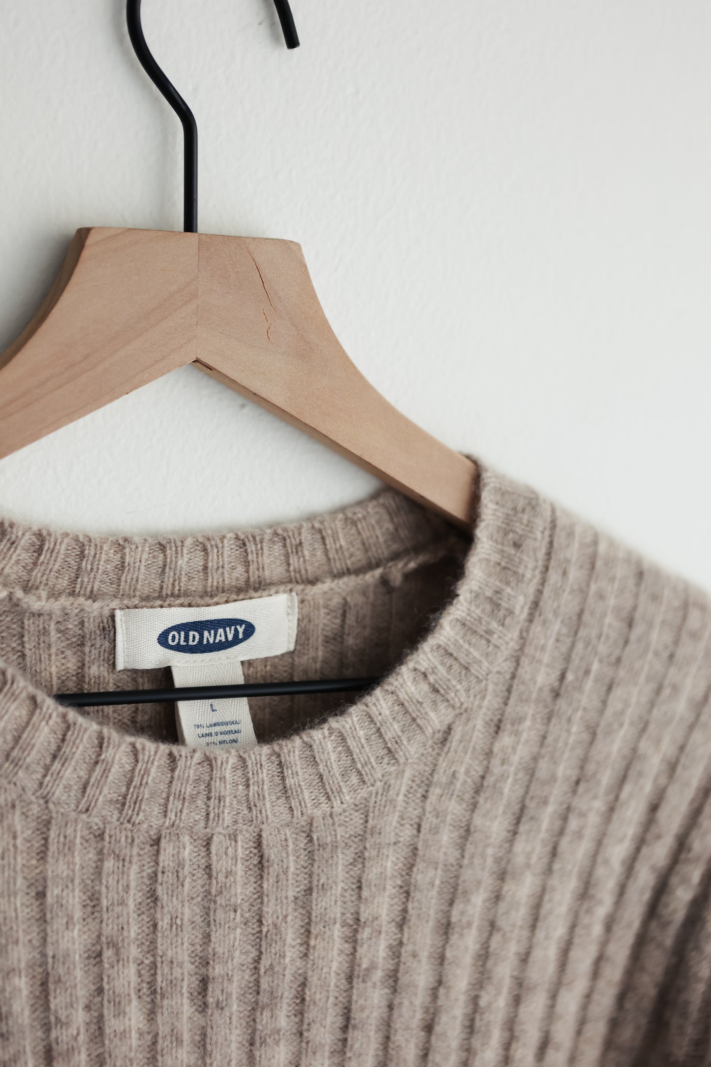vintage horchata lambswool sweater (M)