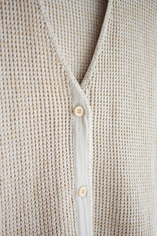 vintage sleeveless waffle knit sweater (L)