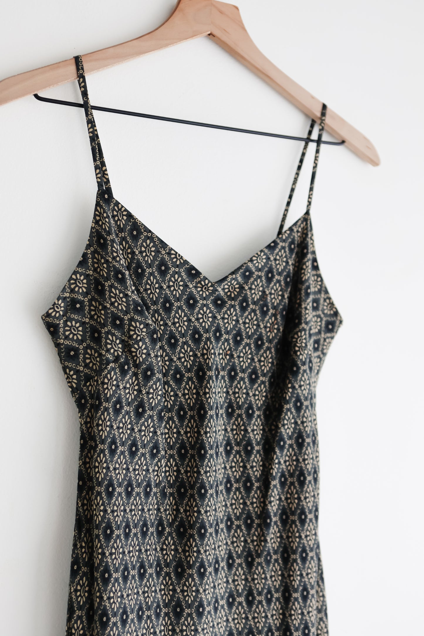 vintage silk slip dress (S/M)