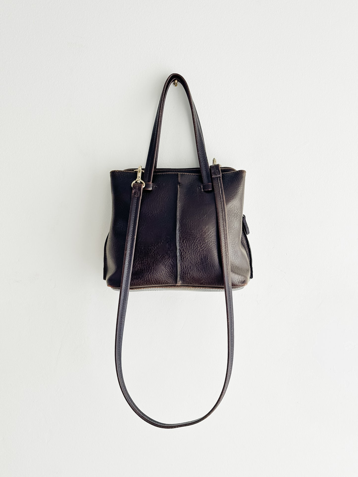 vintage brown leather handbag