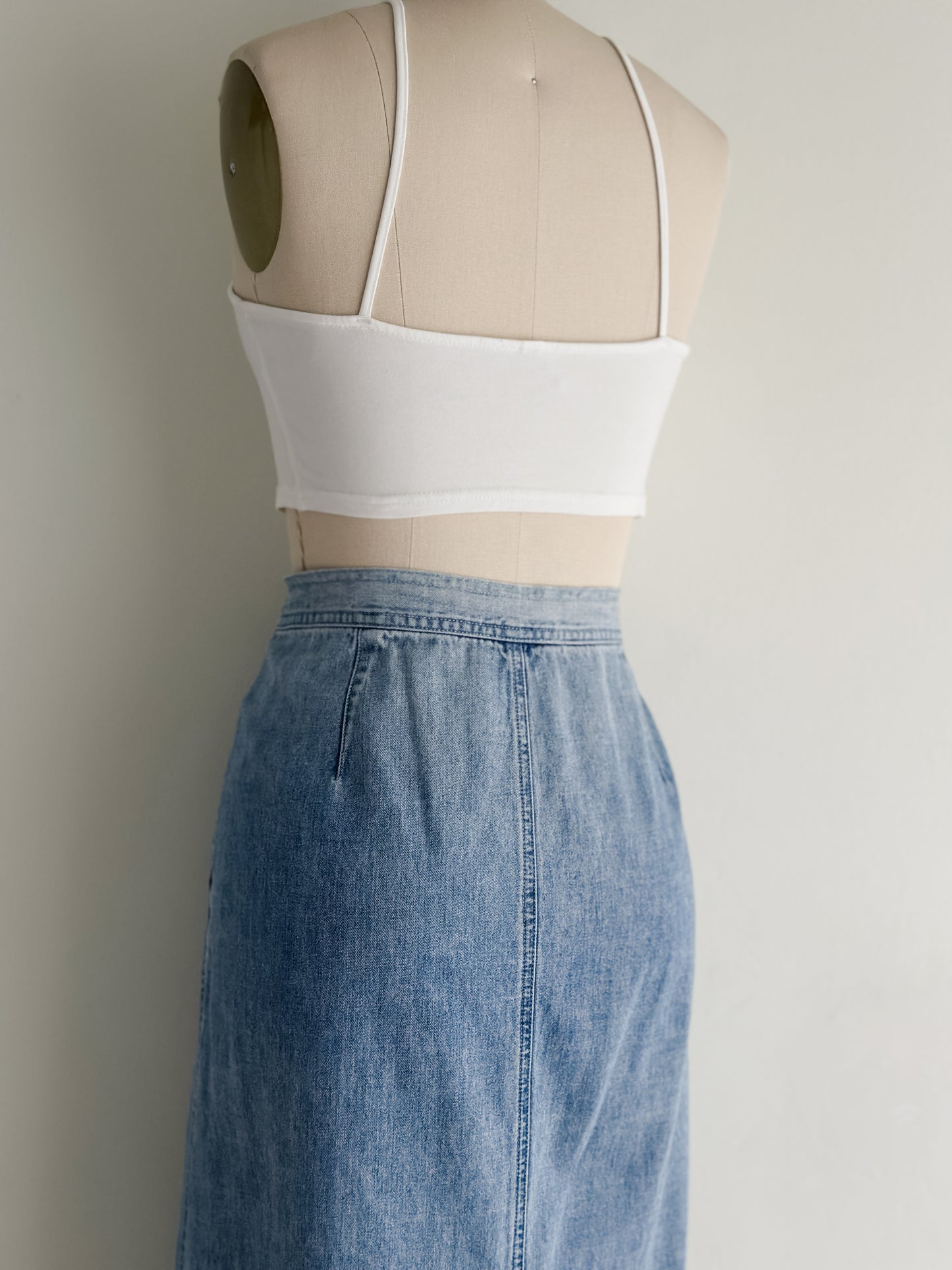 vintage denim maxi skirt (M/L)
