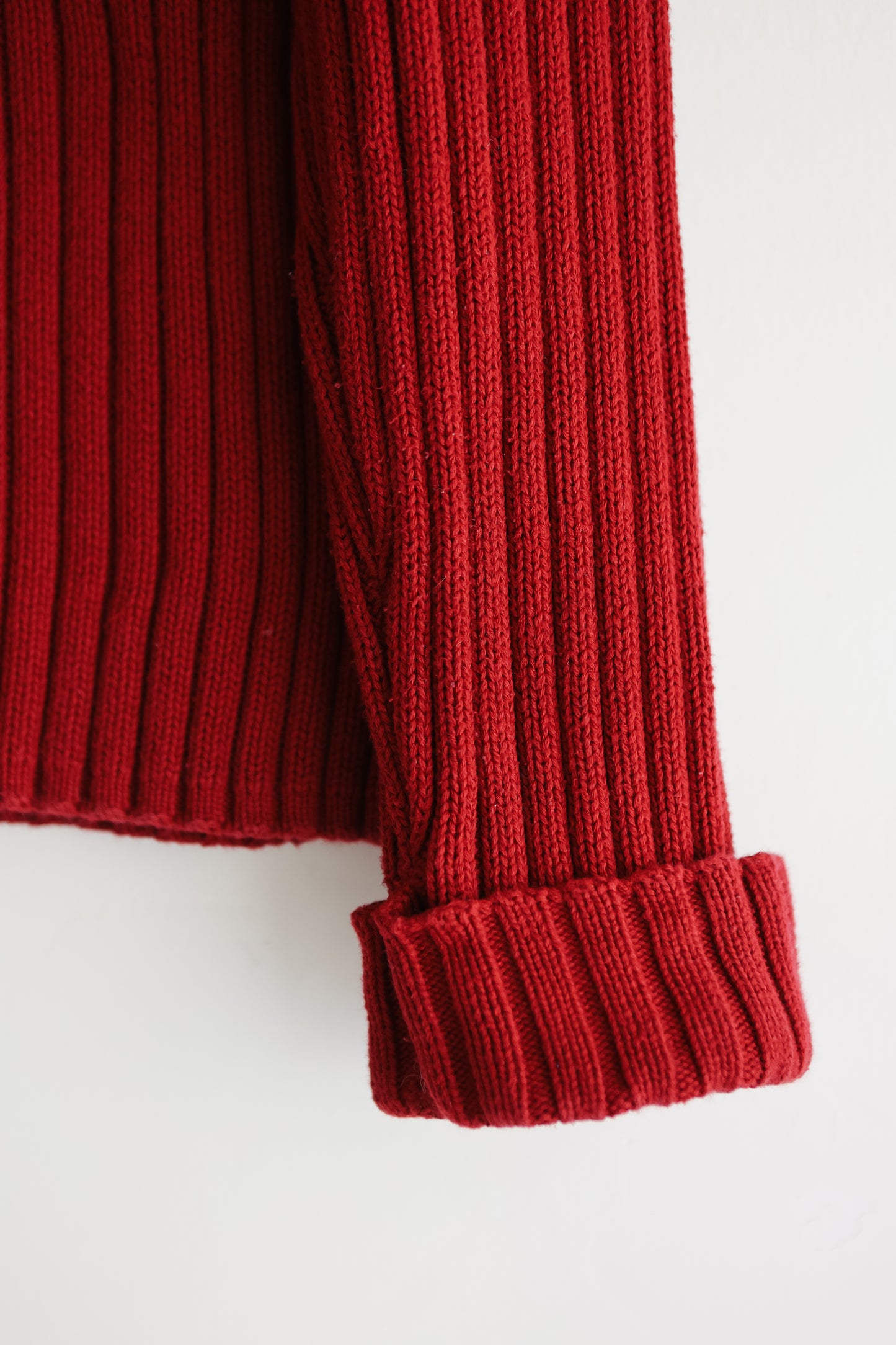 vintage currant red cotton sweater (M)