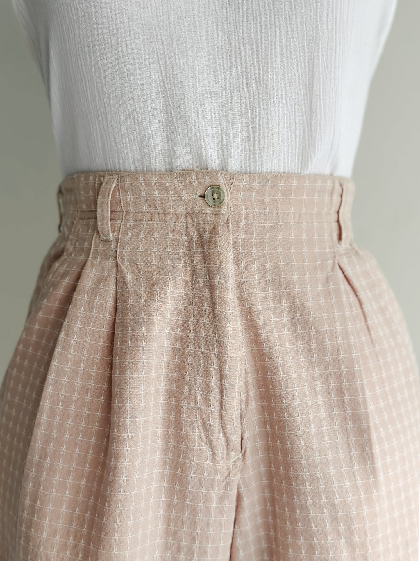 vintage petal pink cotton shorts (M)