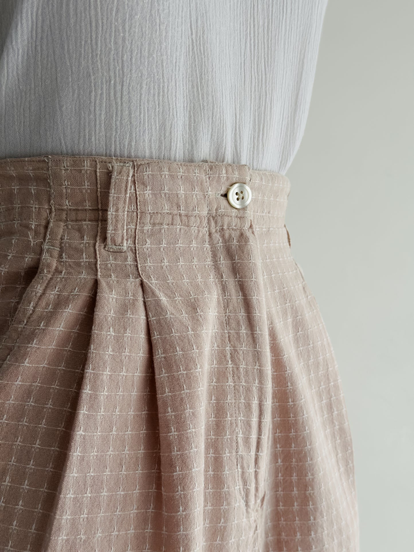 vintage petal pink cotton shorts (M)