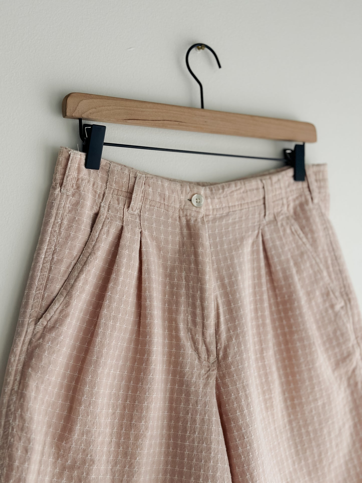vintage petal pink cotton shorts (M)