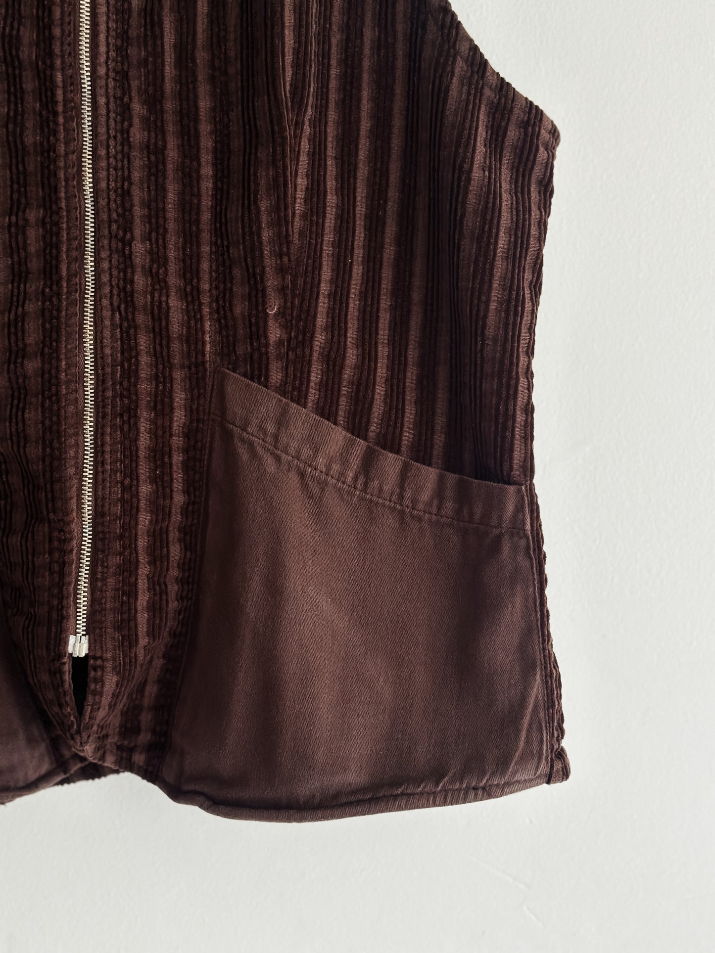 vintage chocolate corduroy top (M)