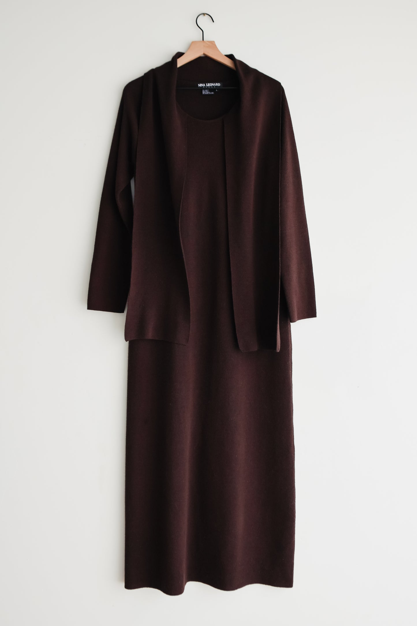 vintage chocolate sweater dress (M)
