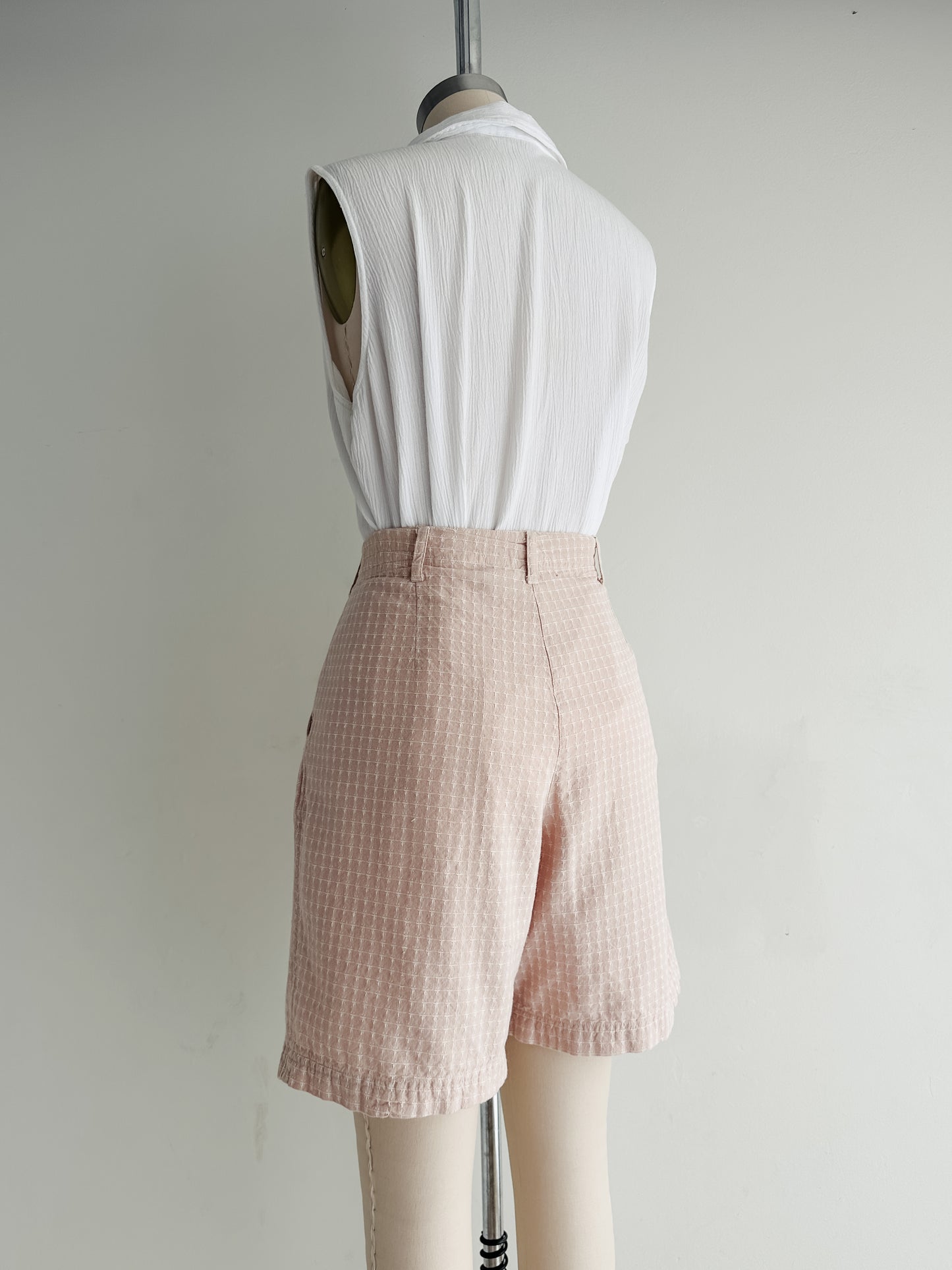 vintage petal pink cotton shorts (M)