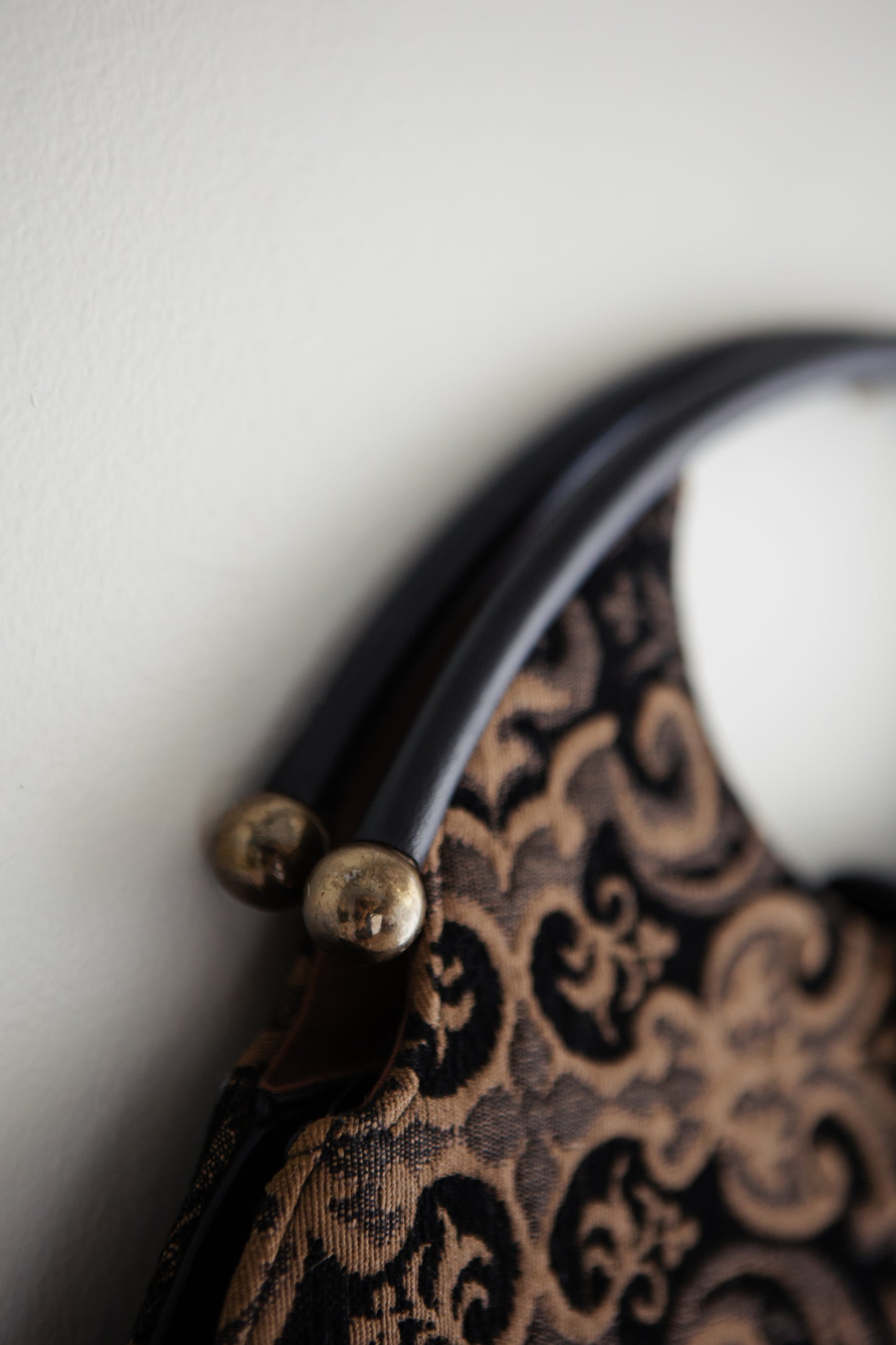 vintage 60s tapestry handbag