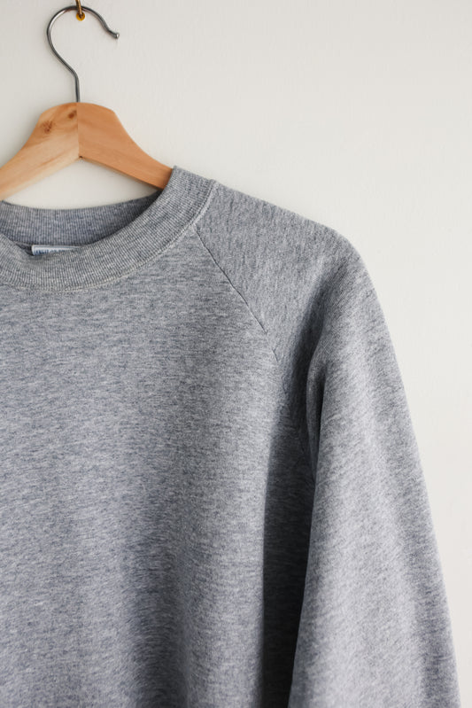 vintage raglan sweatshirt (M)