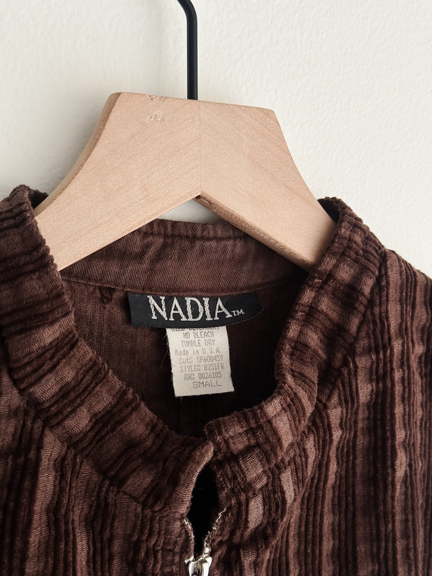 vintage chocolate corduroy top (M)