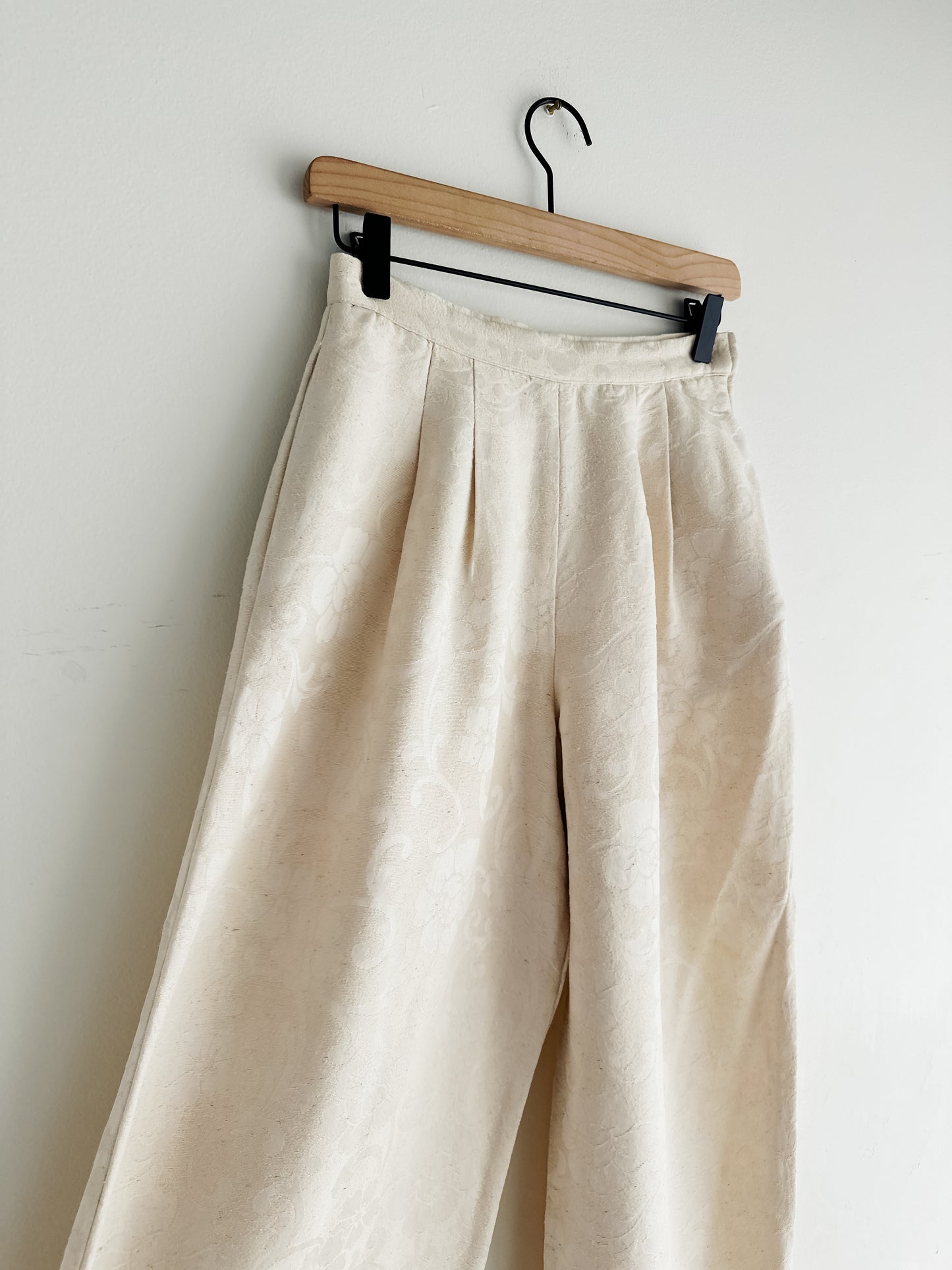 vintage Valentino cream silk jacquard pants (XS)