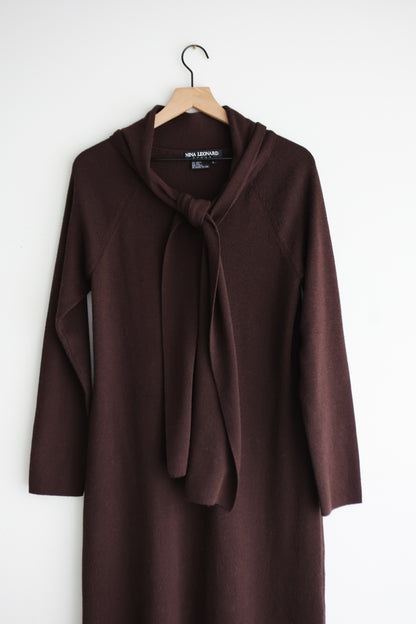 vintage chocolate sweater dress (M)