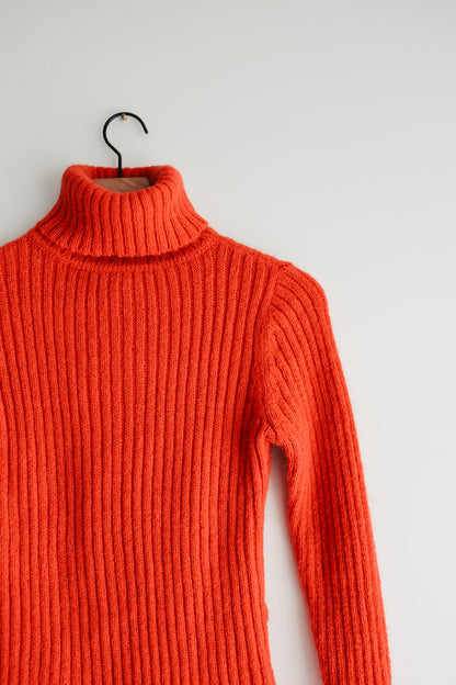 vintage tomato red wool sweater (S)