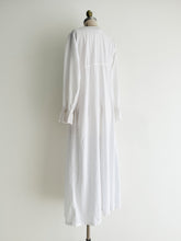 Load image into Gallery viewer, vintage cotton nightgown (S)
