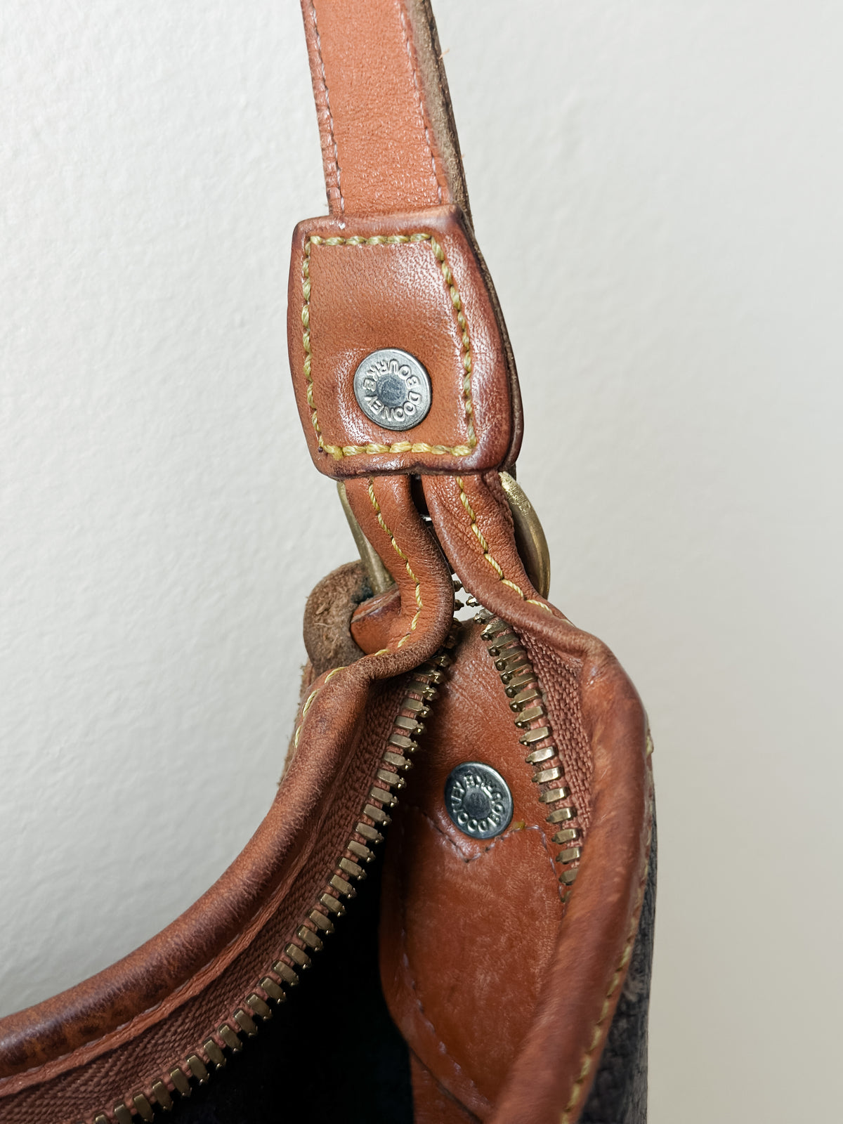 vintage 90s Dooney &  Bourke shoulder bag