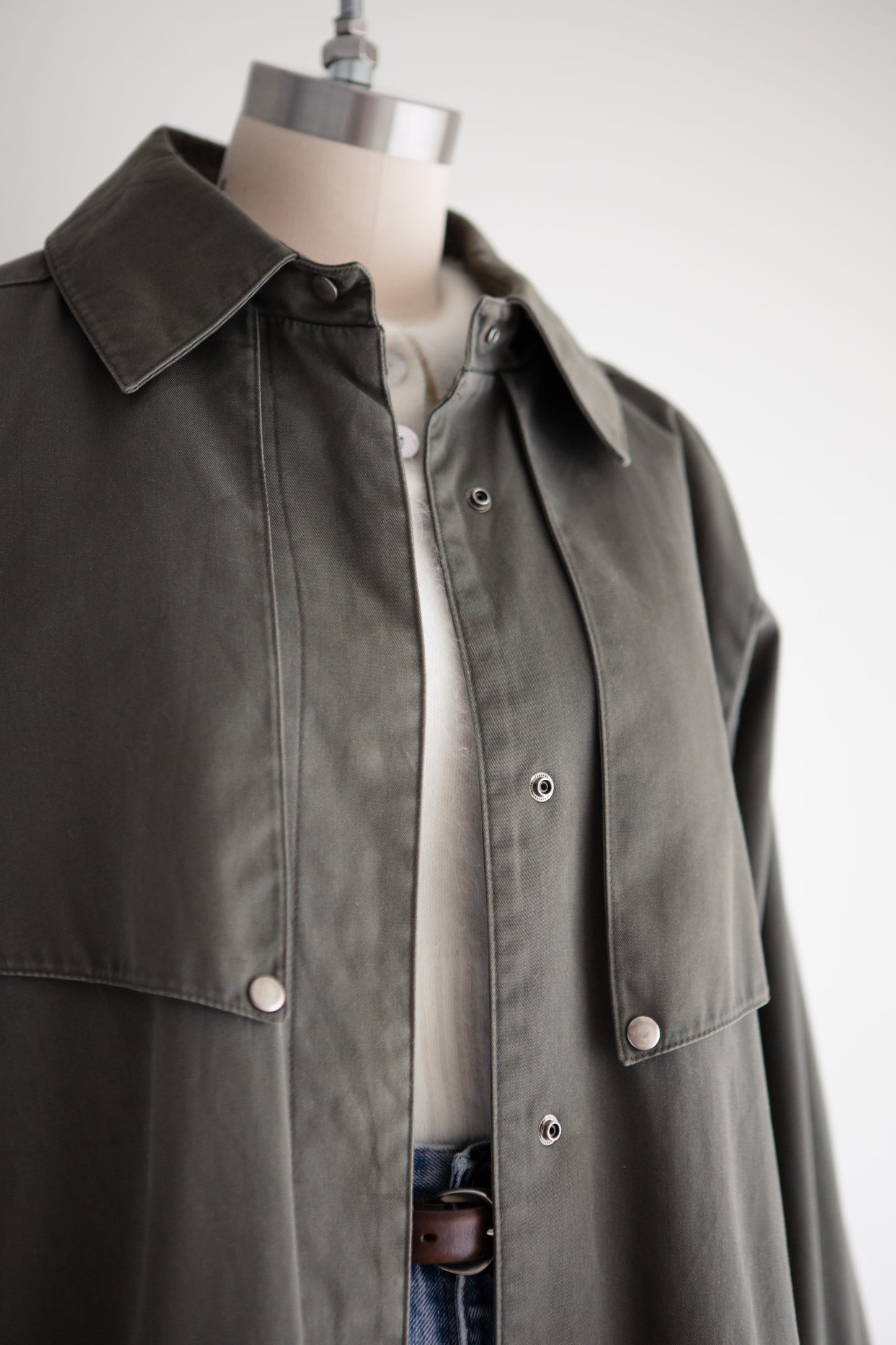 vintage canvas trench coat (M)
