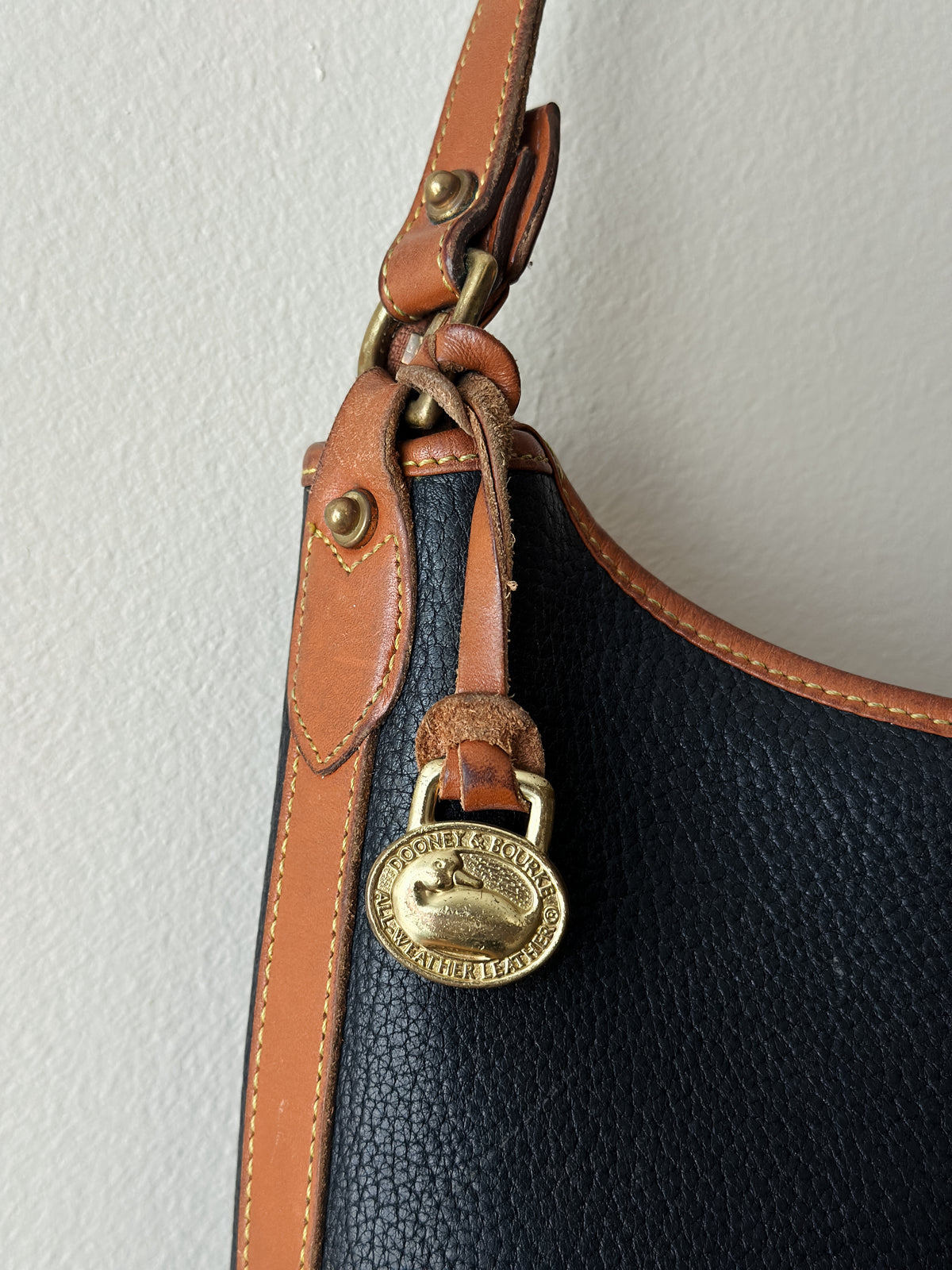vintage 90s Dooney &  Bourke shoulder bag