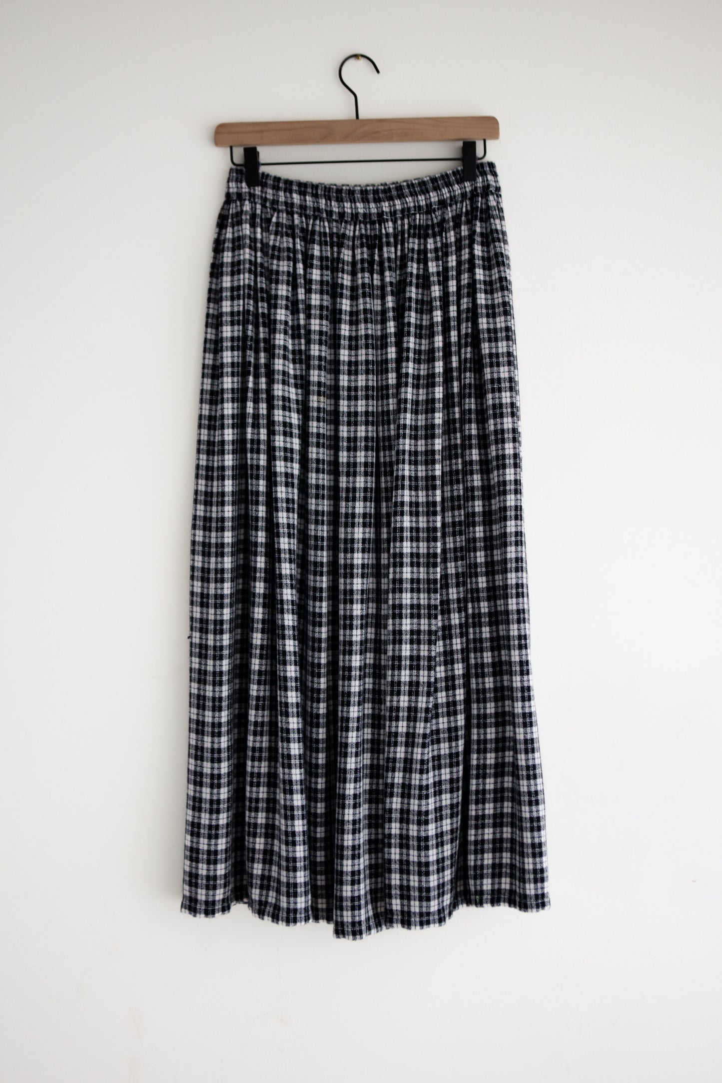 vintage plaid skirt (M)
