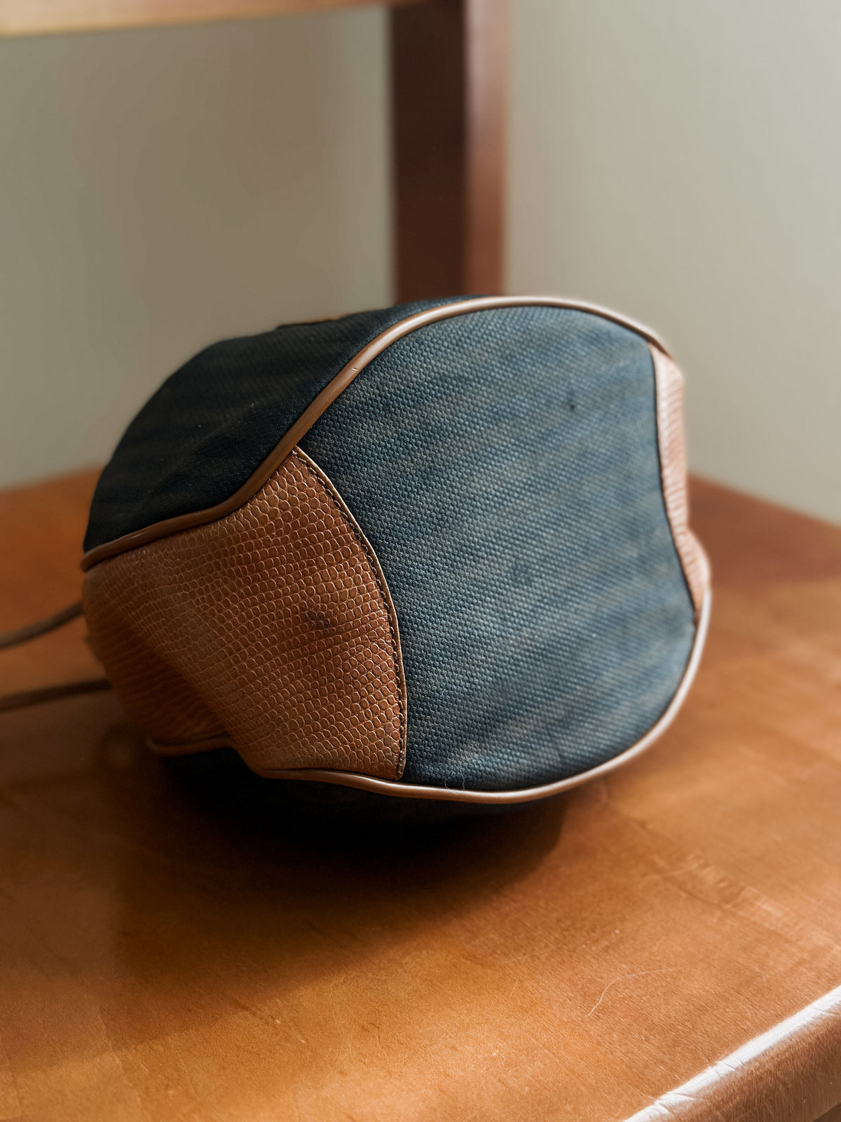 vintage 80s Fendi Pequin bag