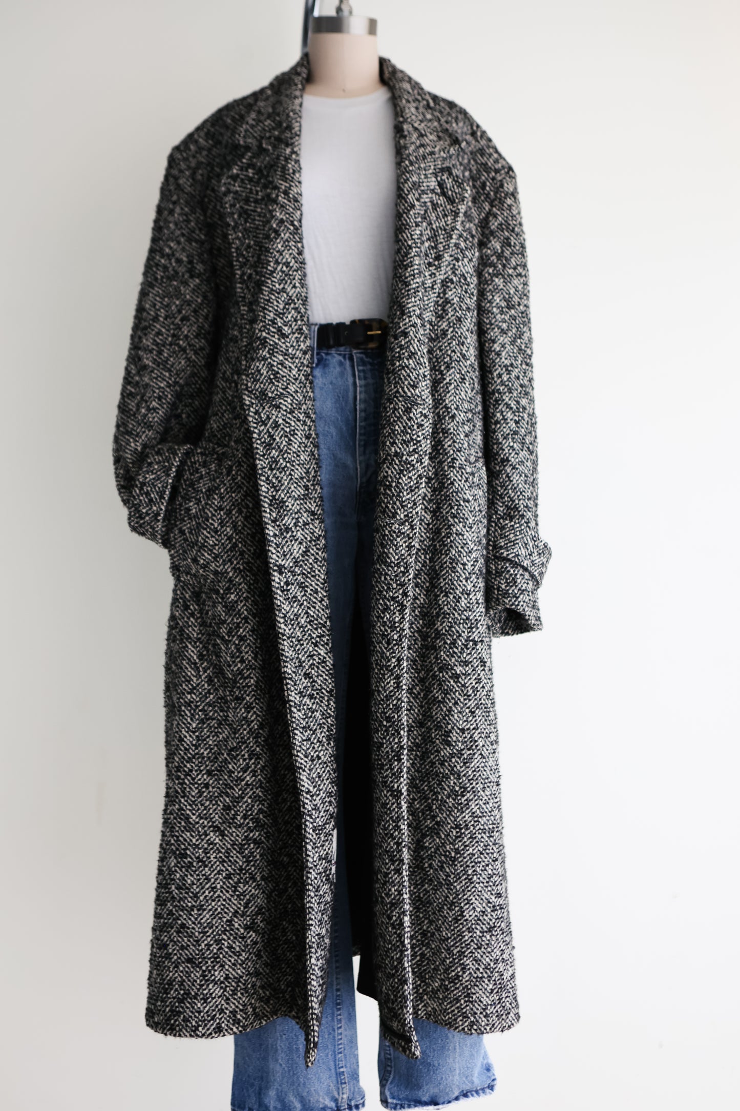 vintage tweed wool coat (L)