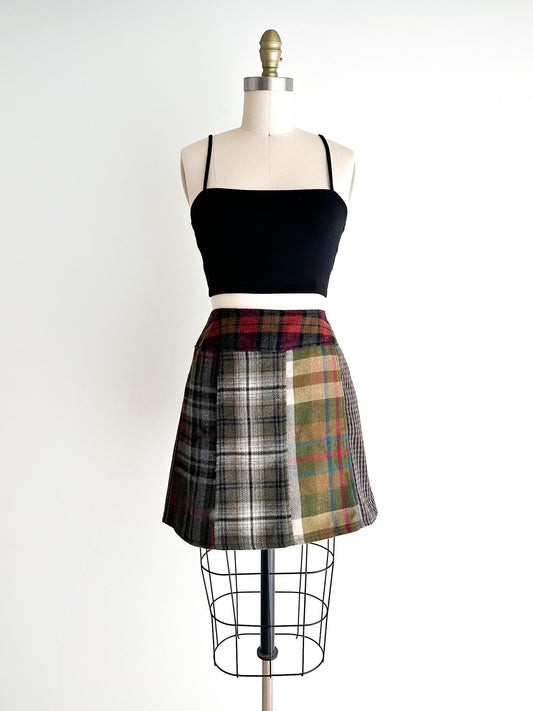 vintage plaid wool mini skirt (M)