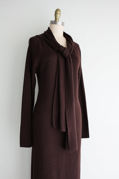 vintage chocolate sweater dress (M)