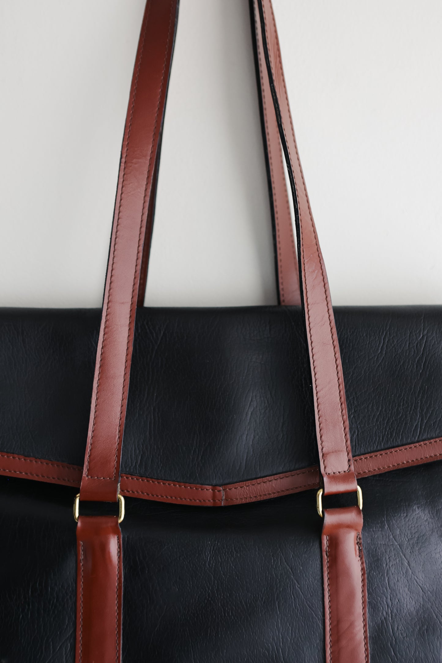 vintage leather messenger bag