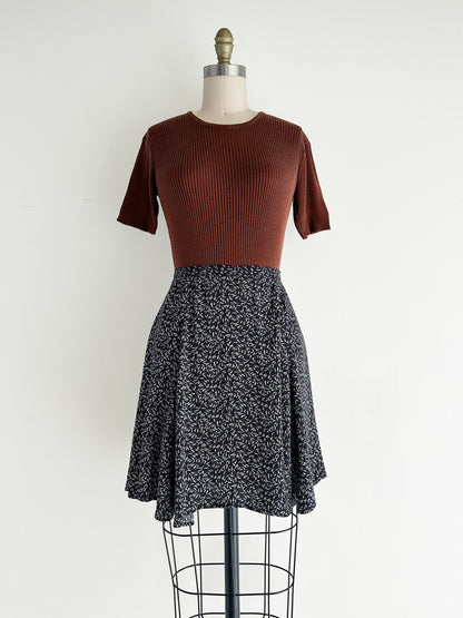 vintage floucey mini skirt (M)