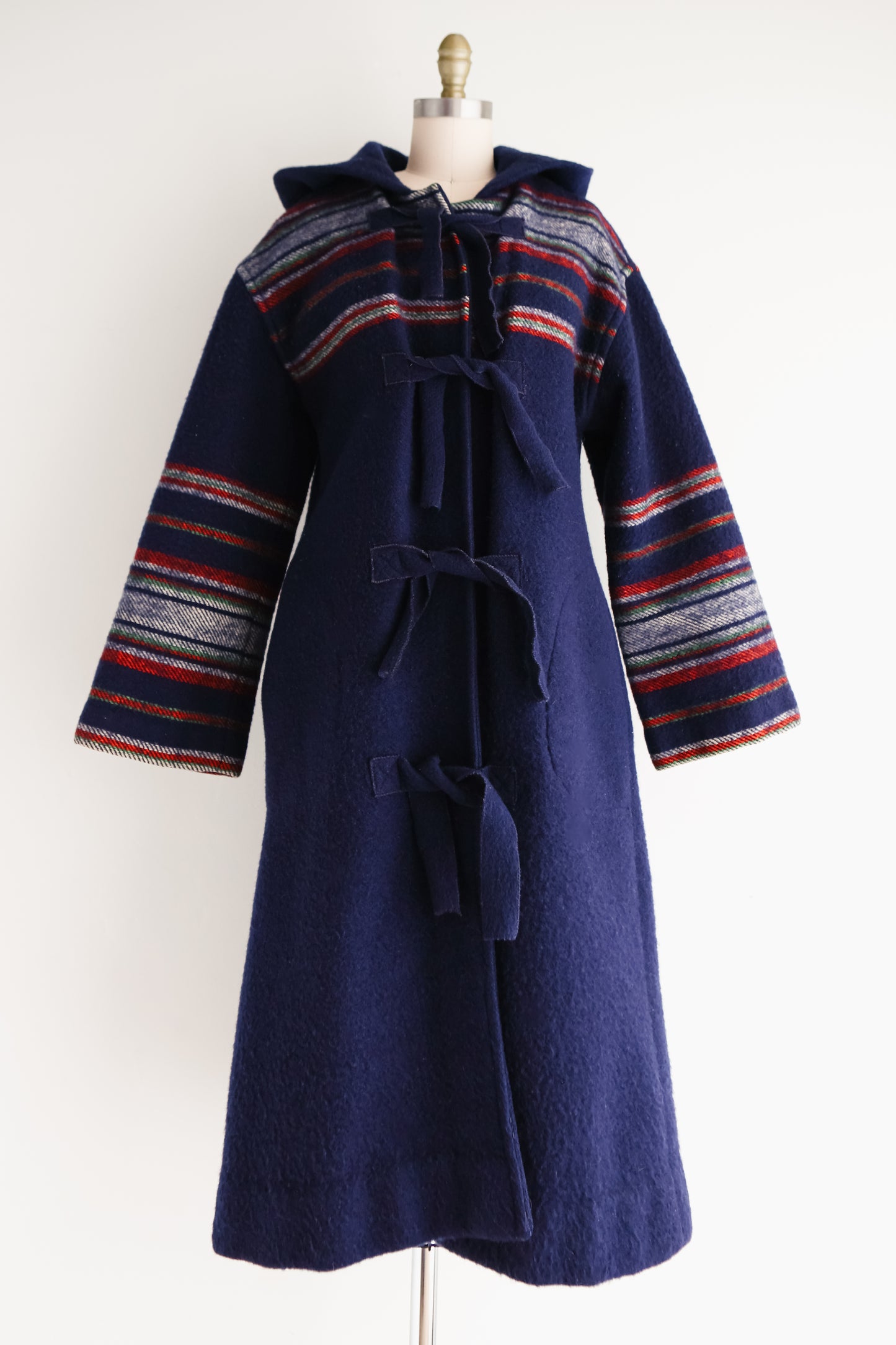 vintage wool hooded blanket coat (S)