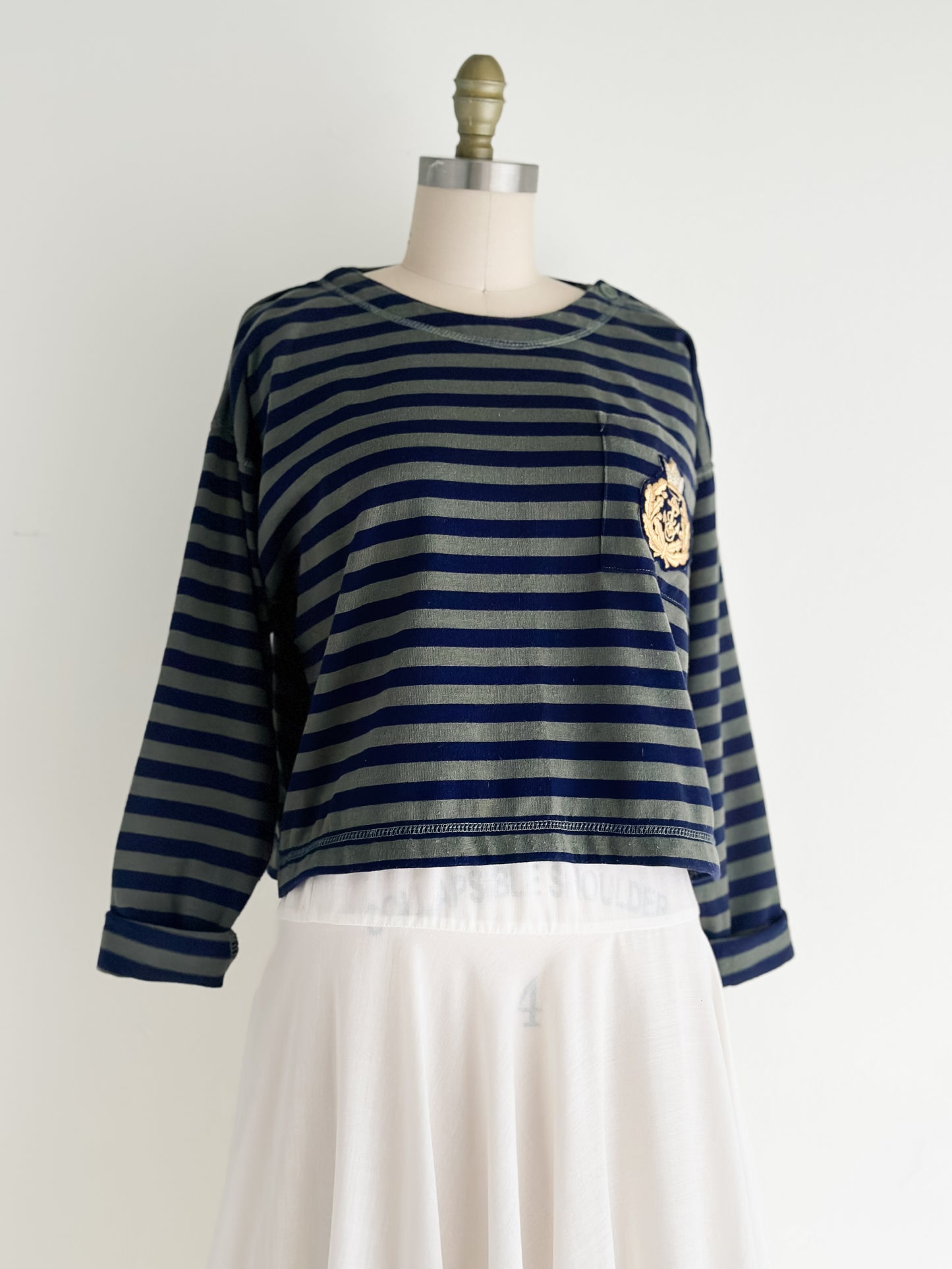 vintage striped cropped tee (M)