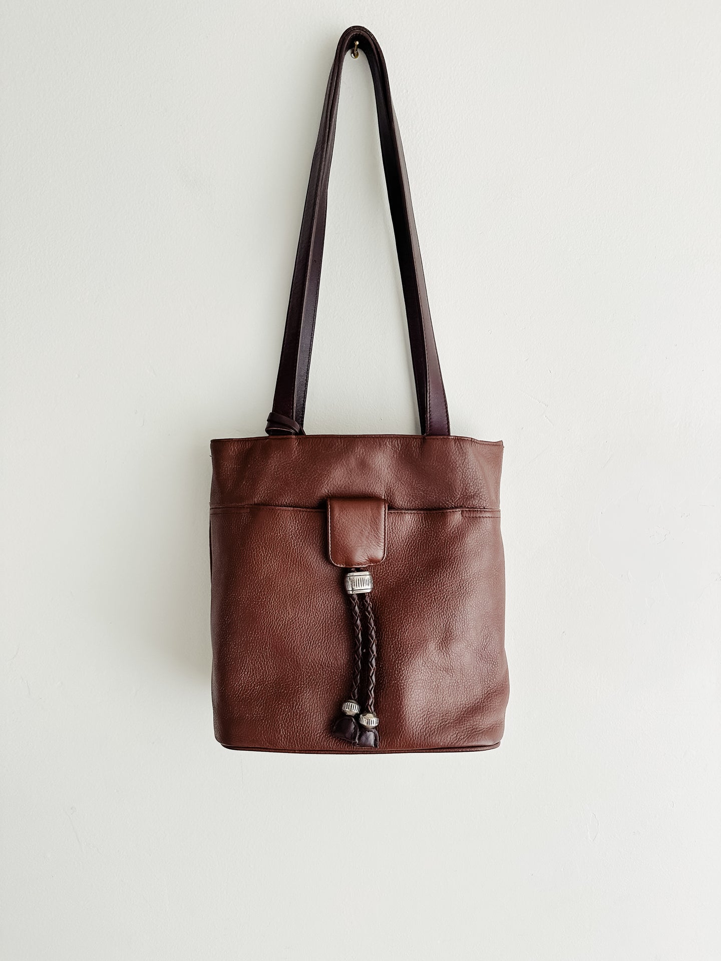 vintage brown leather handbag