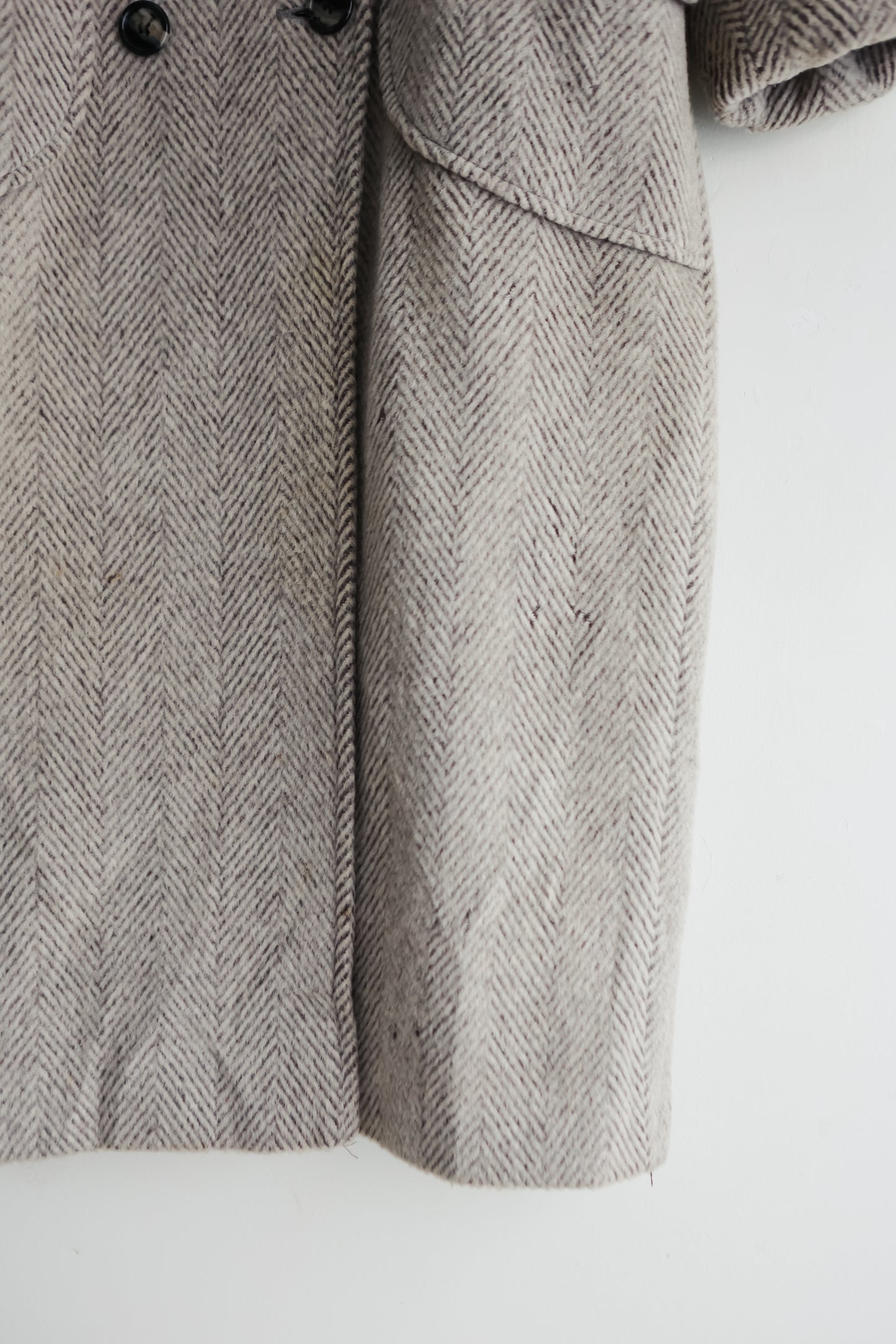 vintage herringbone wool coat (M/L)