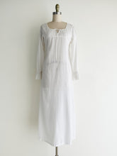 Load image into Gallery viewer, vintage cotton nightgown (S)
