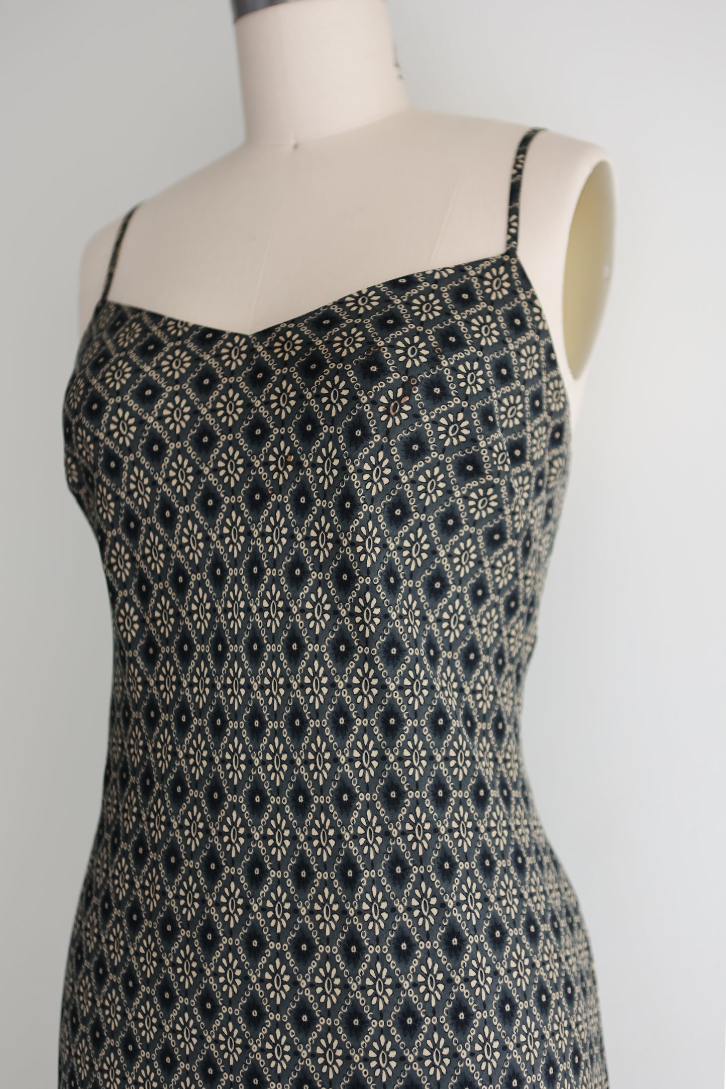 vintage silk slip dress (S/M)